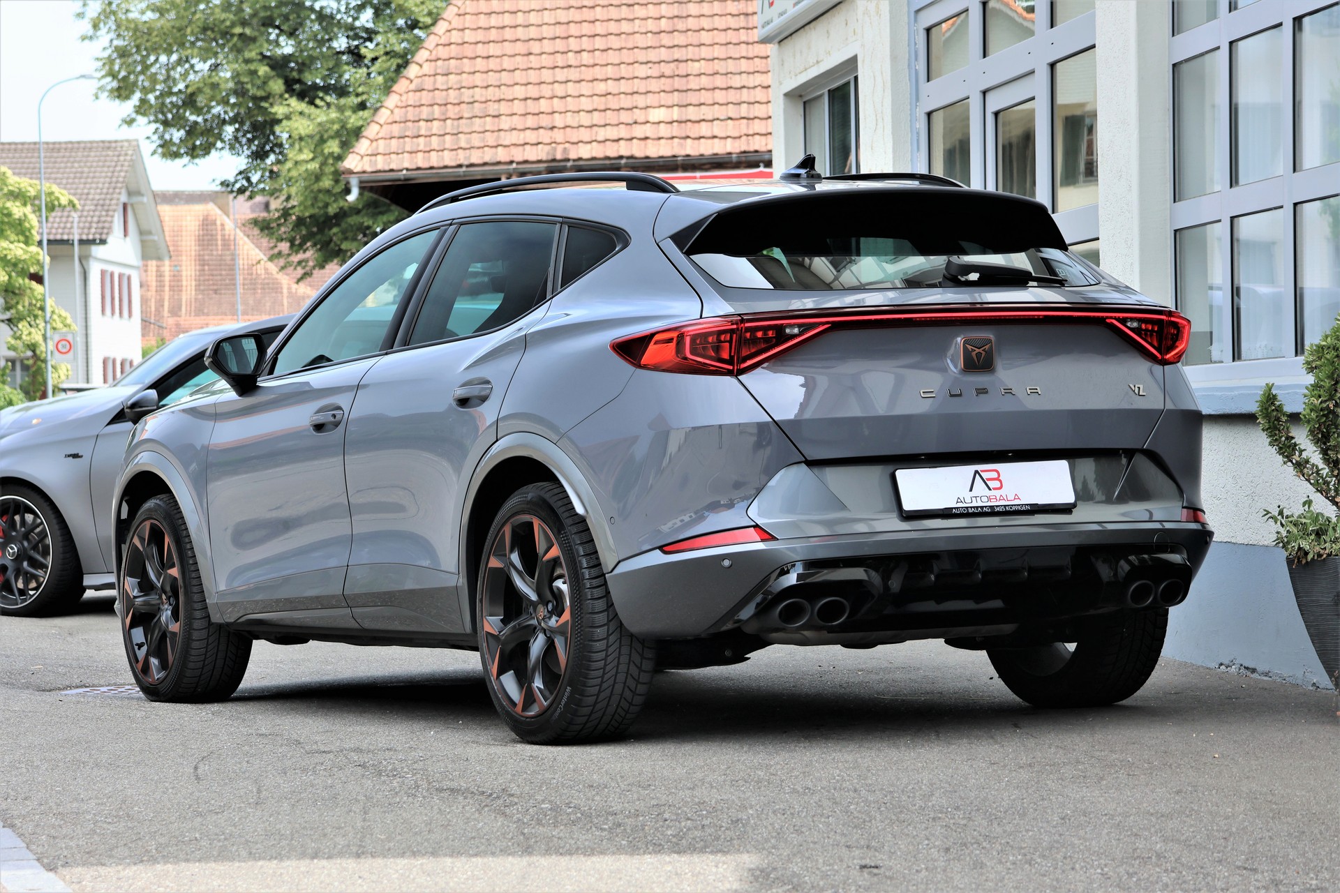 CUPRA Formentor 2.0TSI VZ 4Drive DSG (CH)-image-2