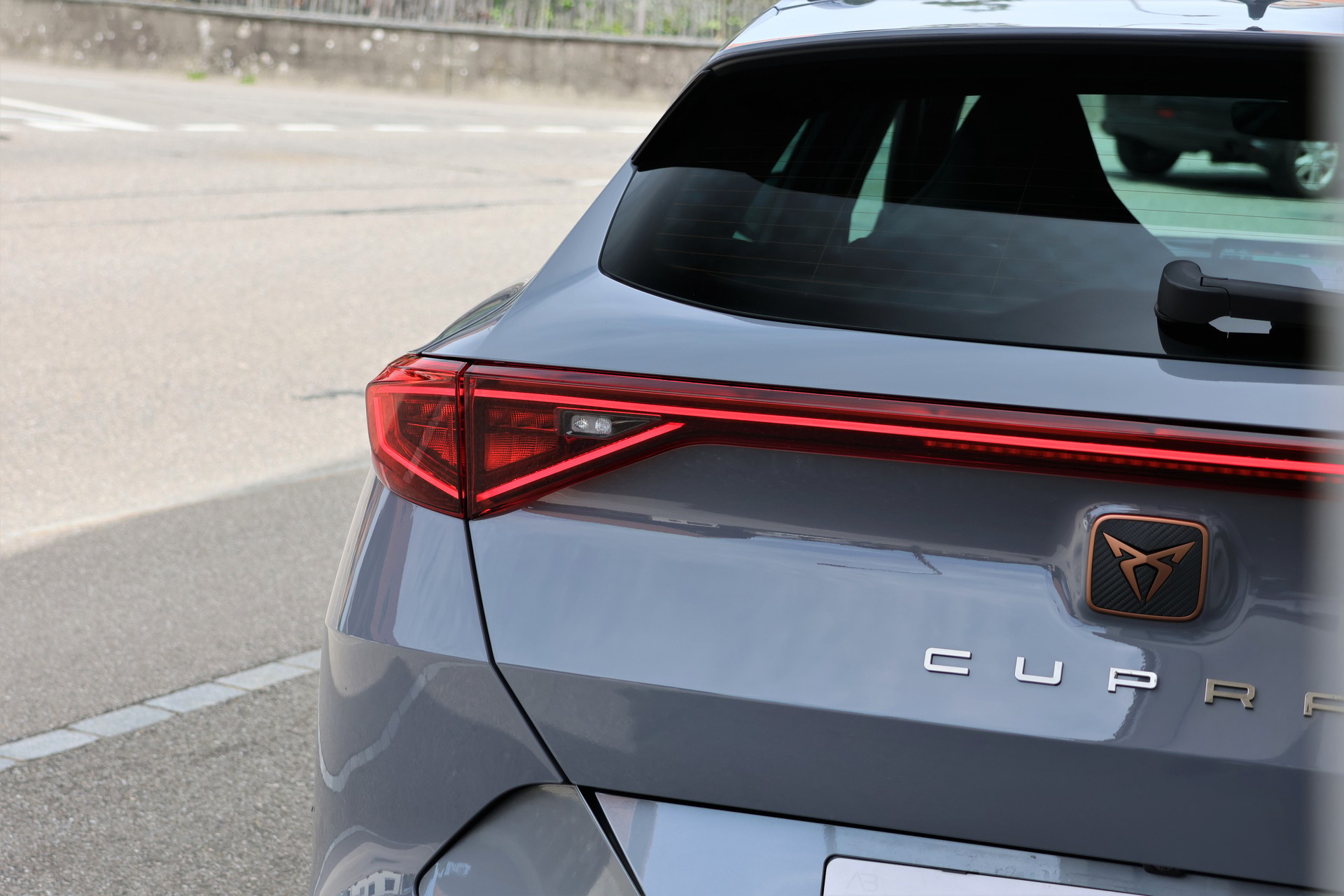 CUPRA Formentor 2.0TSI VZ 4Drive DSG (CH)-image-5