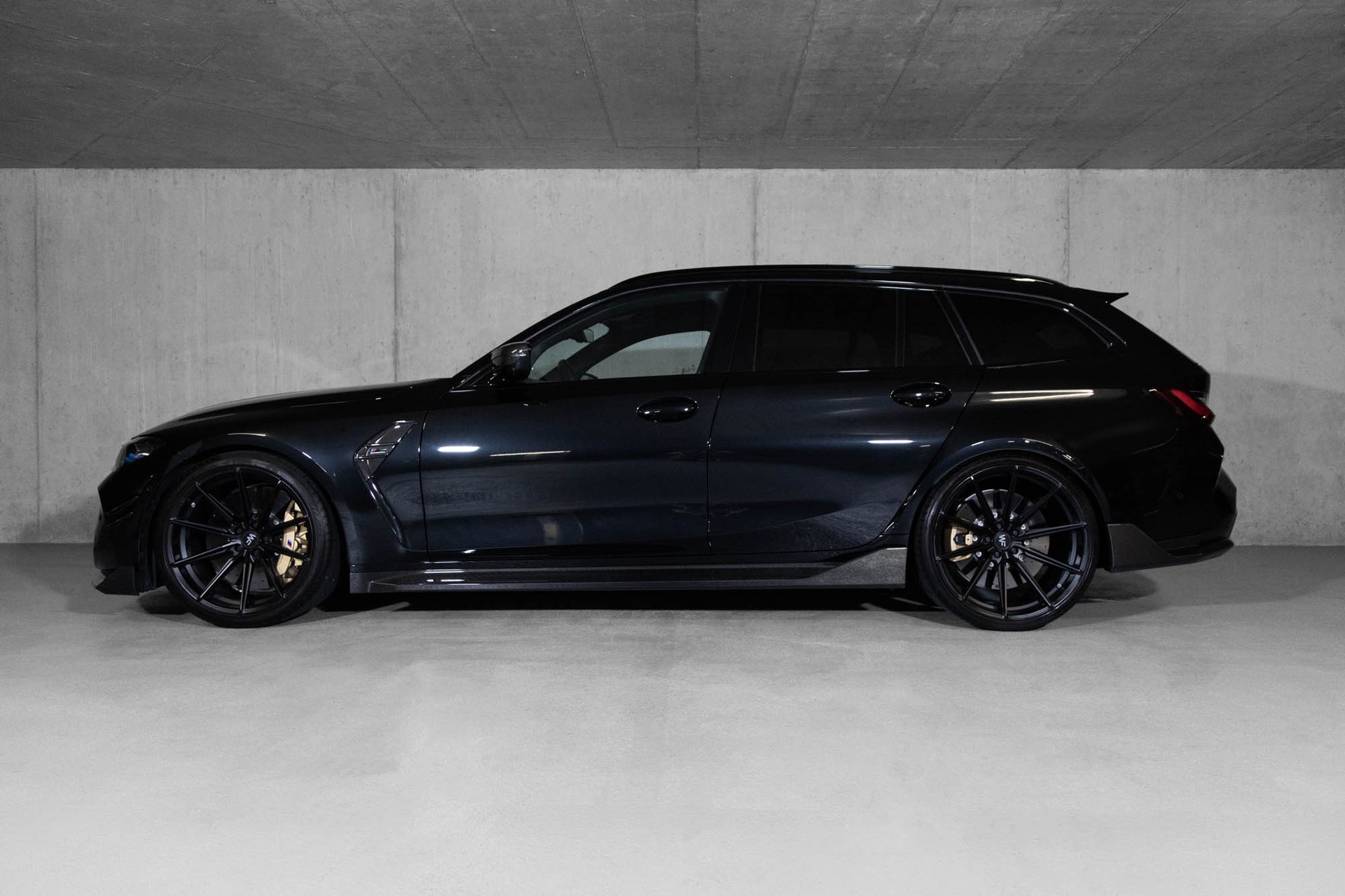 BMW M3 Touring xDrive Competition M-image-1