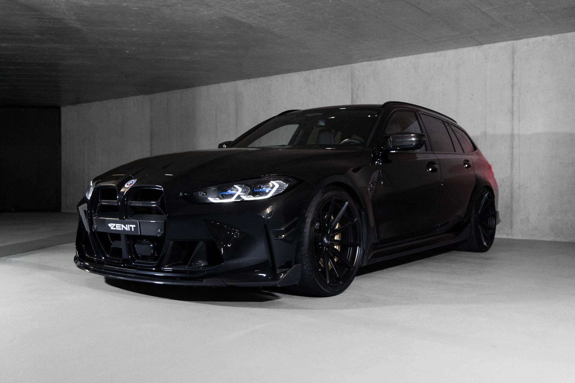 BMW M3 Touring xDrive Competition M-image-7