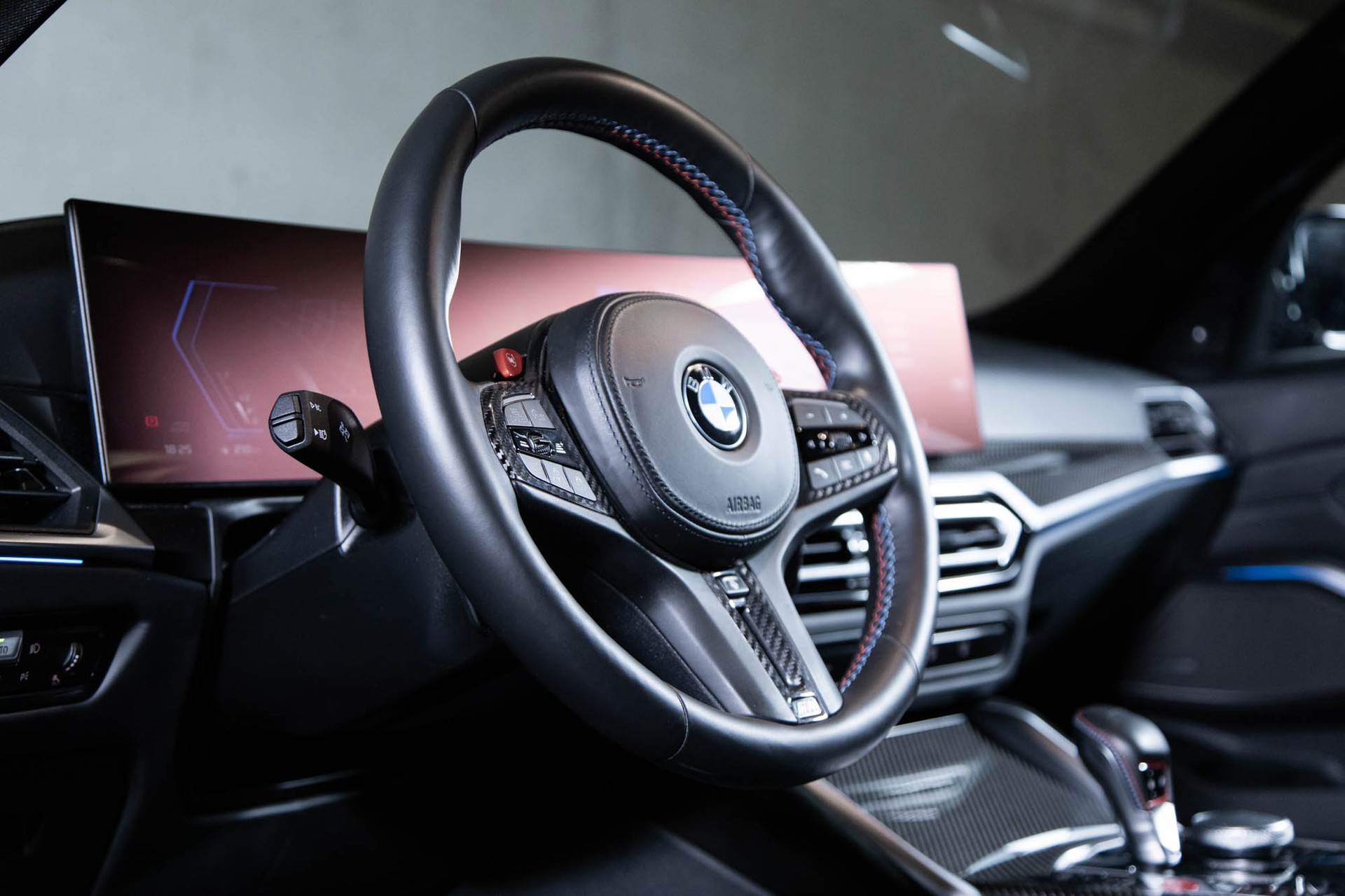 BMW M3 Touring xDrive Competition M-image-18