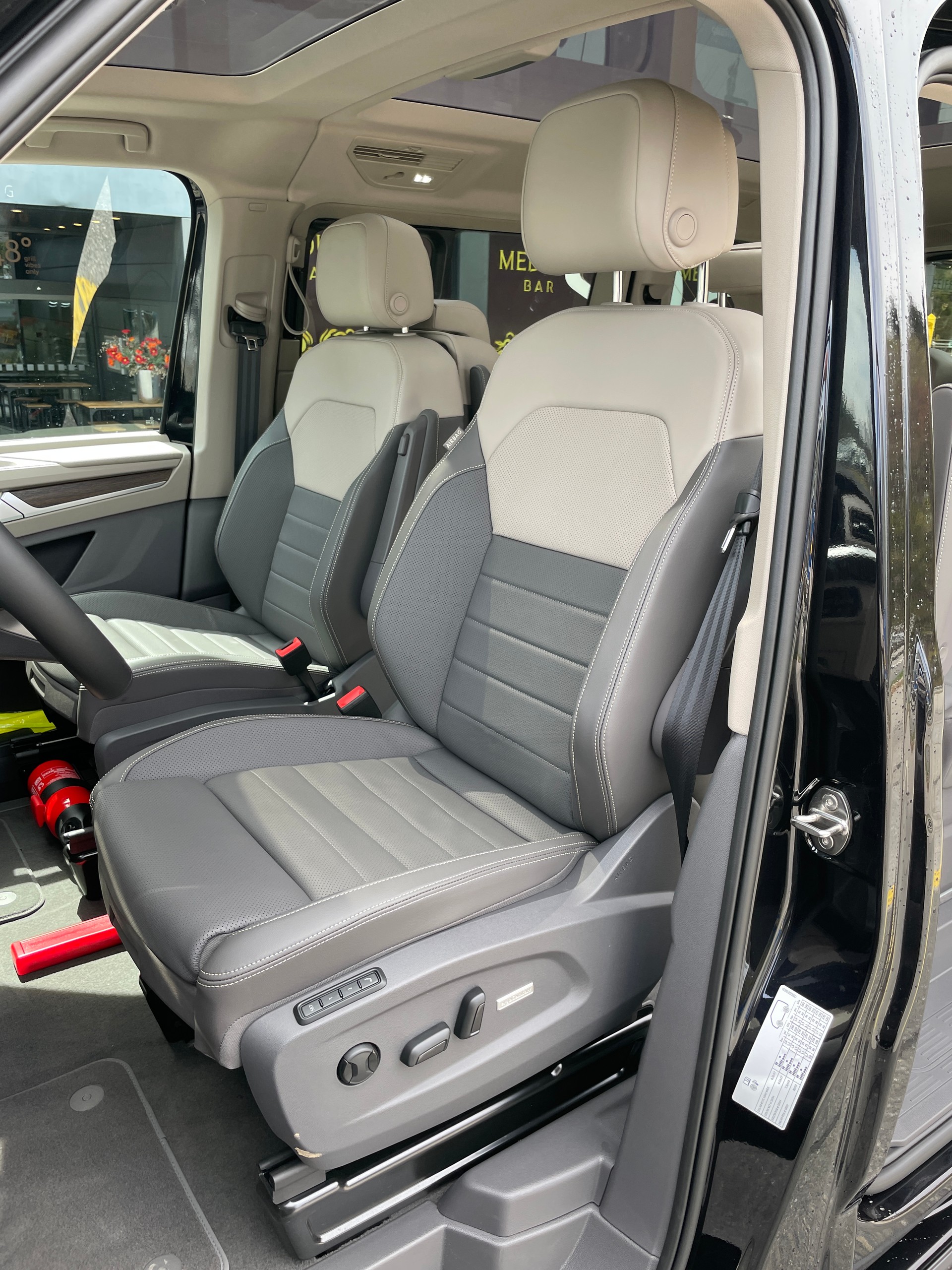 VW Multivan 1.5 eHybrid Style 4Motion DSG-image-17