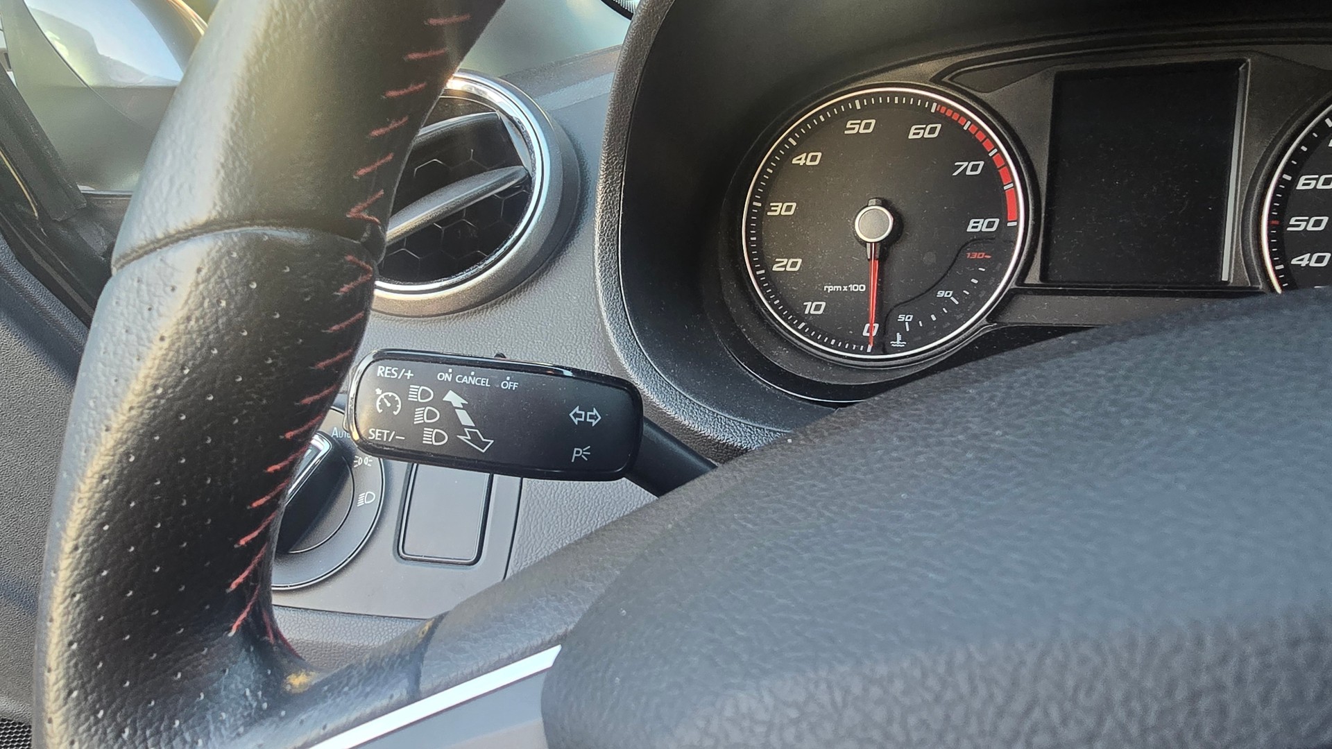 SEAT Ibiza 1.0 EcoTSI FR-image-16