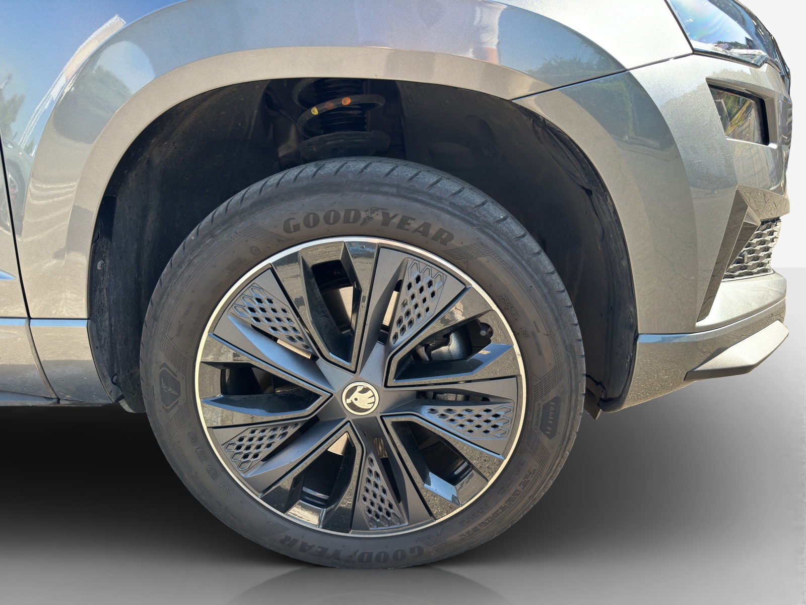 SKODA Karoq 2.0 TSI SportLine 4x4 DSG-image-13