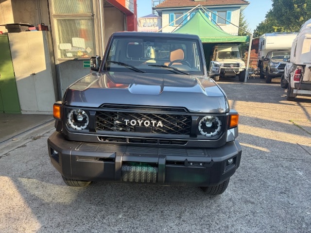 TOYOTA GRJ 79-image-1