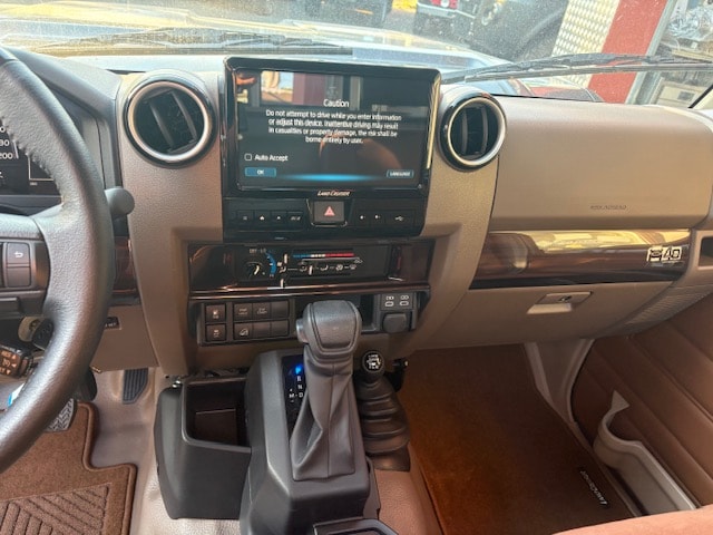 TOYOTA GRJ 79-image-7