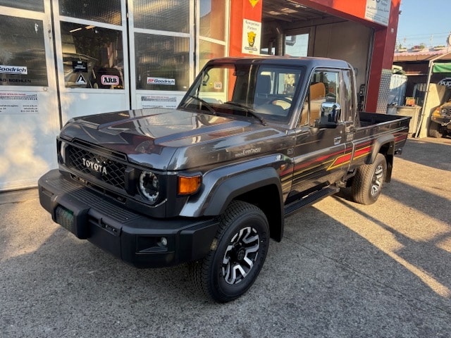 TOYOTA GRJ 79-image-0