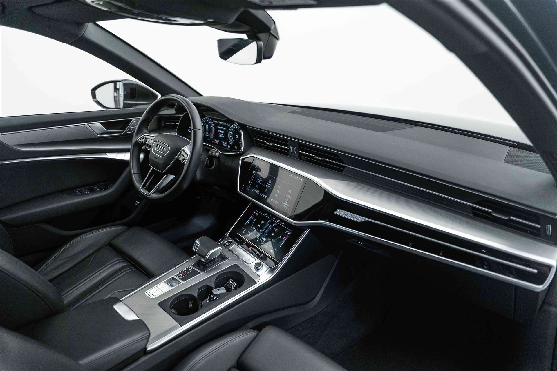 AUDI A6 Avant 45 TFSI Sport S-tronic quattro-image-10