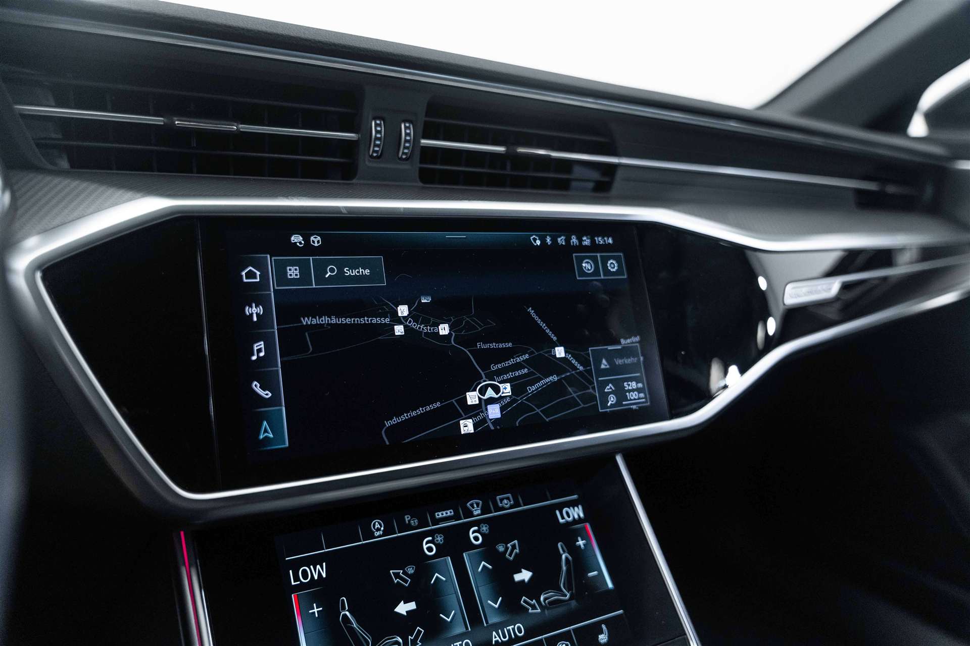 AUDI A6 Avant 45 TFSI Sport S-tronic quattro-image-19