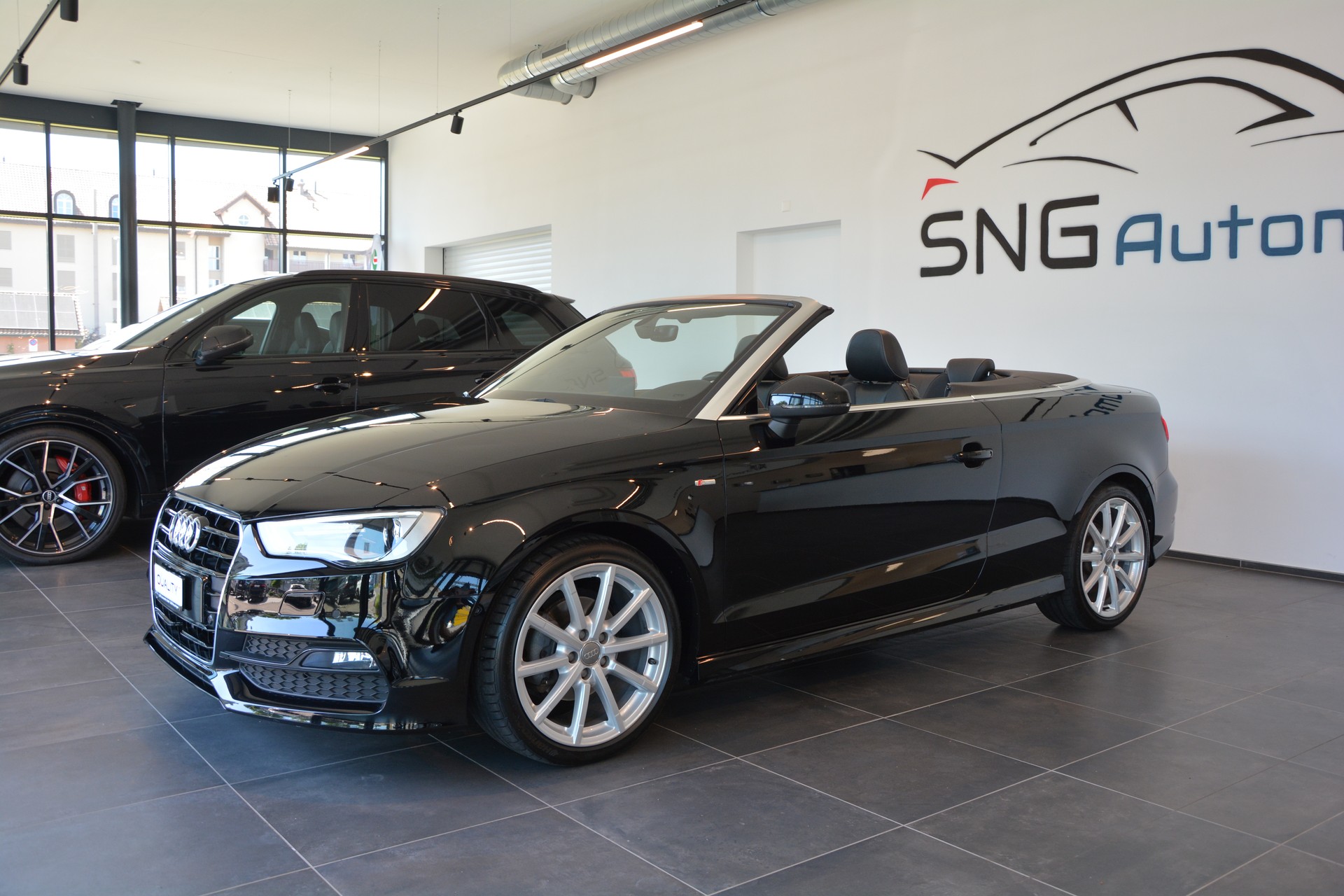 AUDI A3 Cabriolet 1.4 TFSI Attraction S-tronic S-Line-image-1