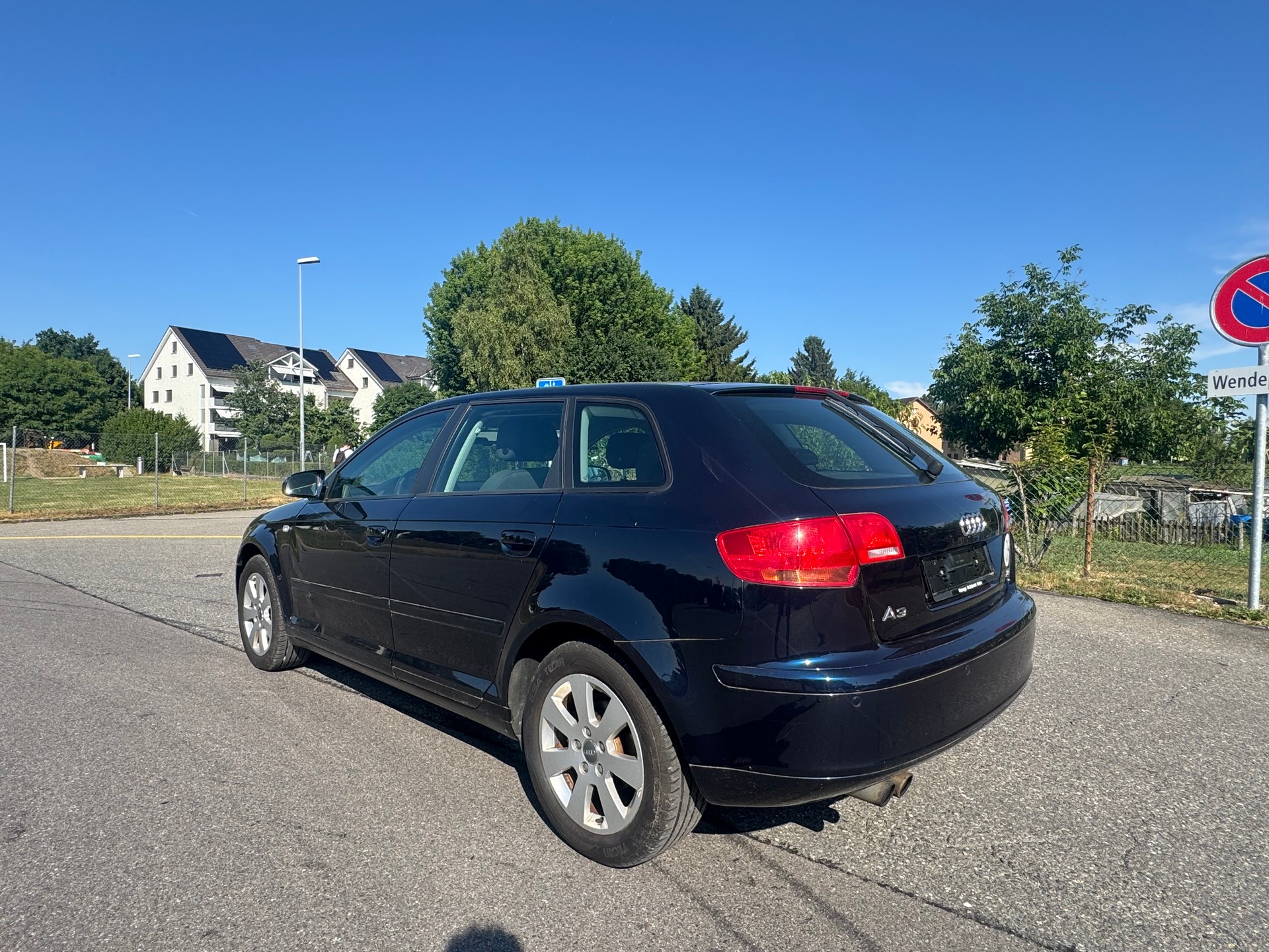AUDI A3 1.8 Turbo FSI Attraction-image-4