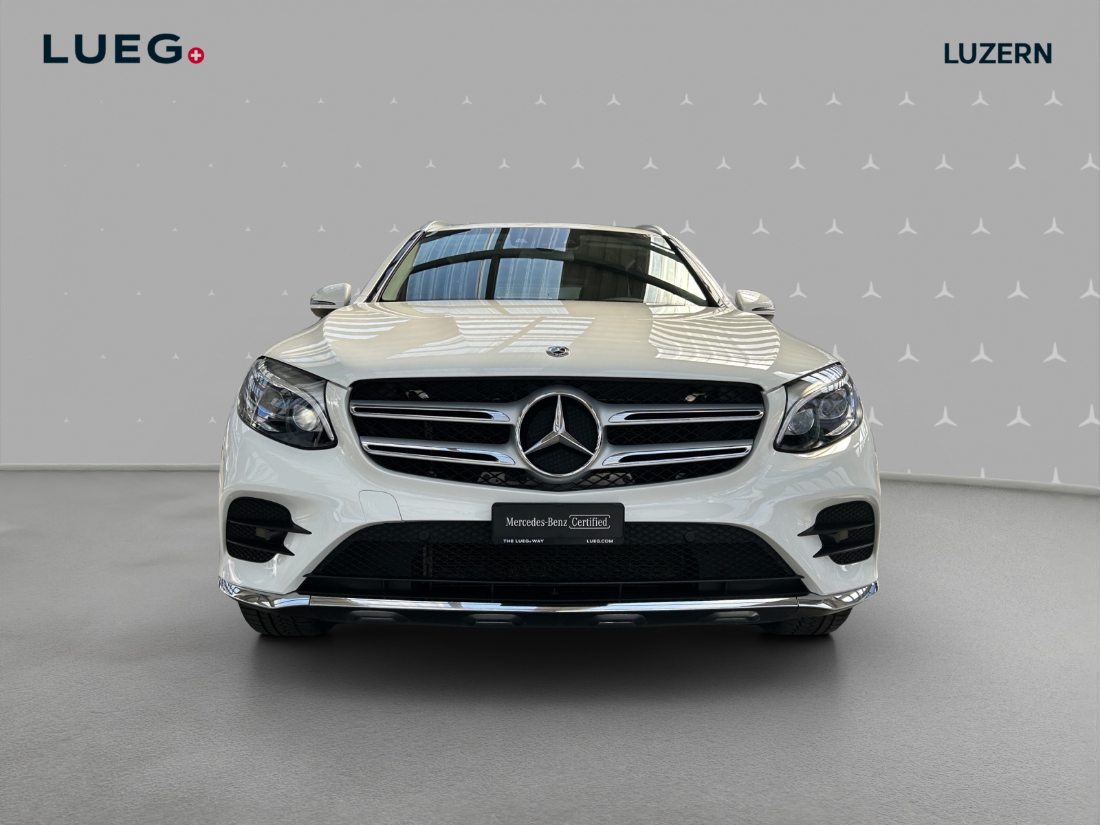 MERCEDES-BENZ GLC 250 AMG Line 4Matic 9G-Tronic-image-5