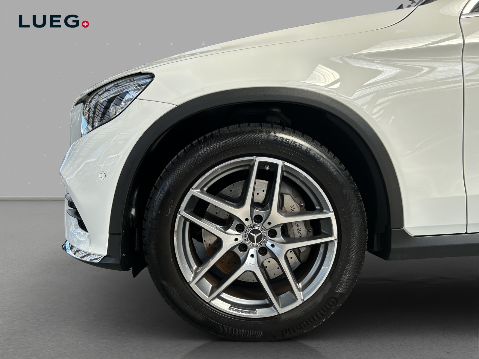 MERCEDES-BENZ GLC 250 AMG Line 4Matic 9G-Tronic-image-6