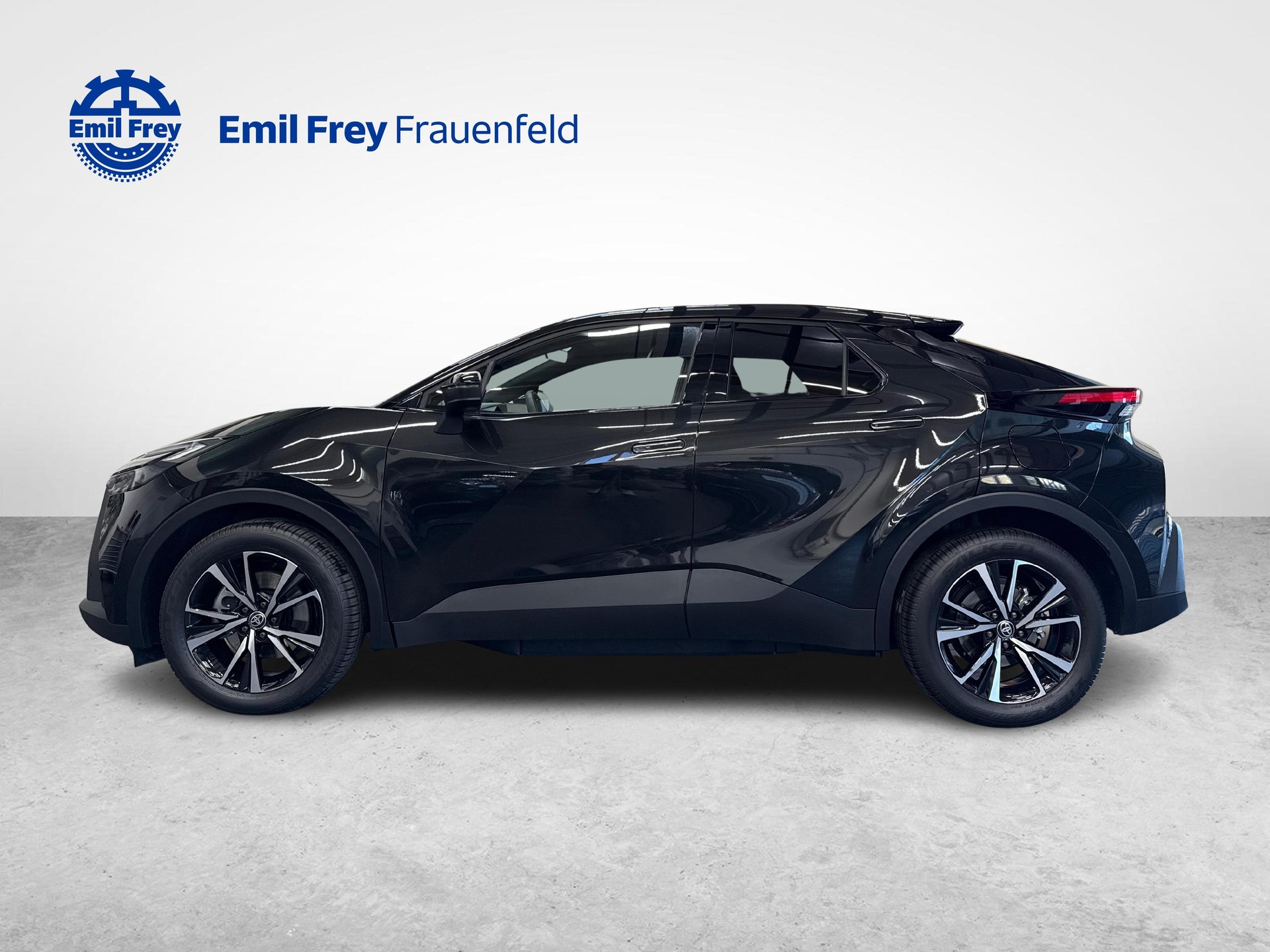 TOYOTA C-HR 2.0 PHEV Swiss Edition-image-1