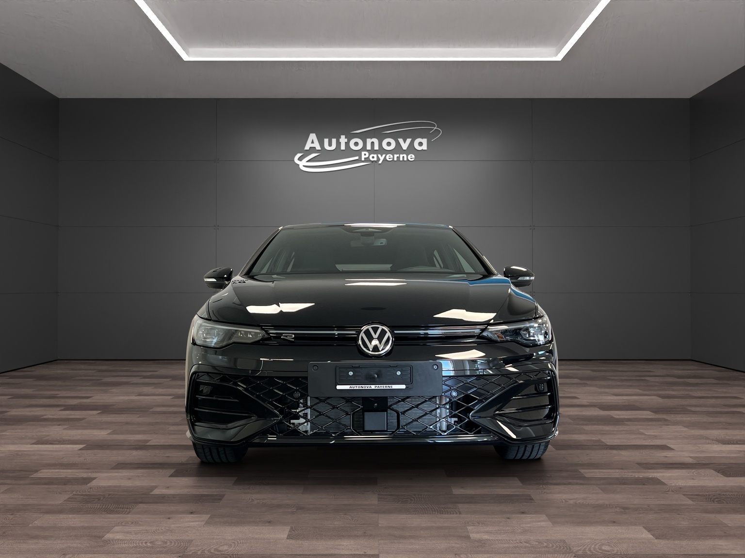 VW Golf 1.5 e TSI mHEV R-Line DSG-image-1