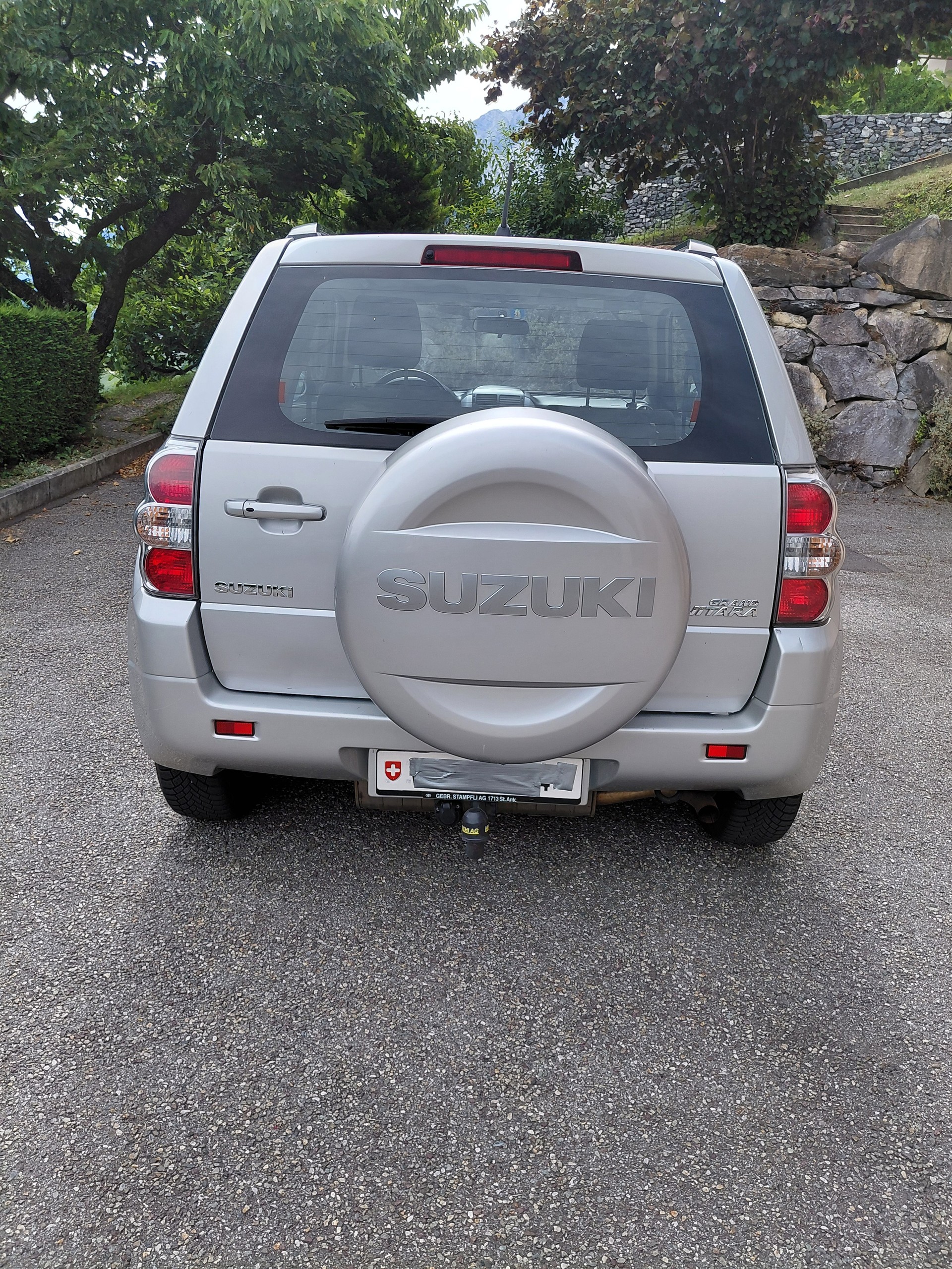 SUZUKI 2.4 VVT GL Top 4x4-image-1
