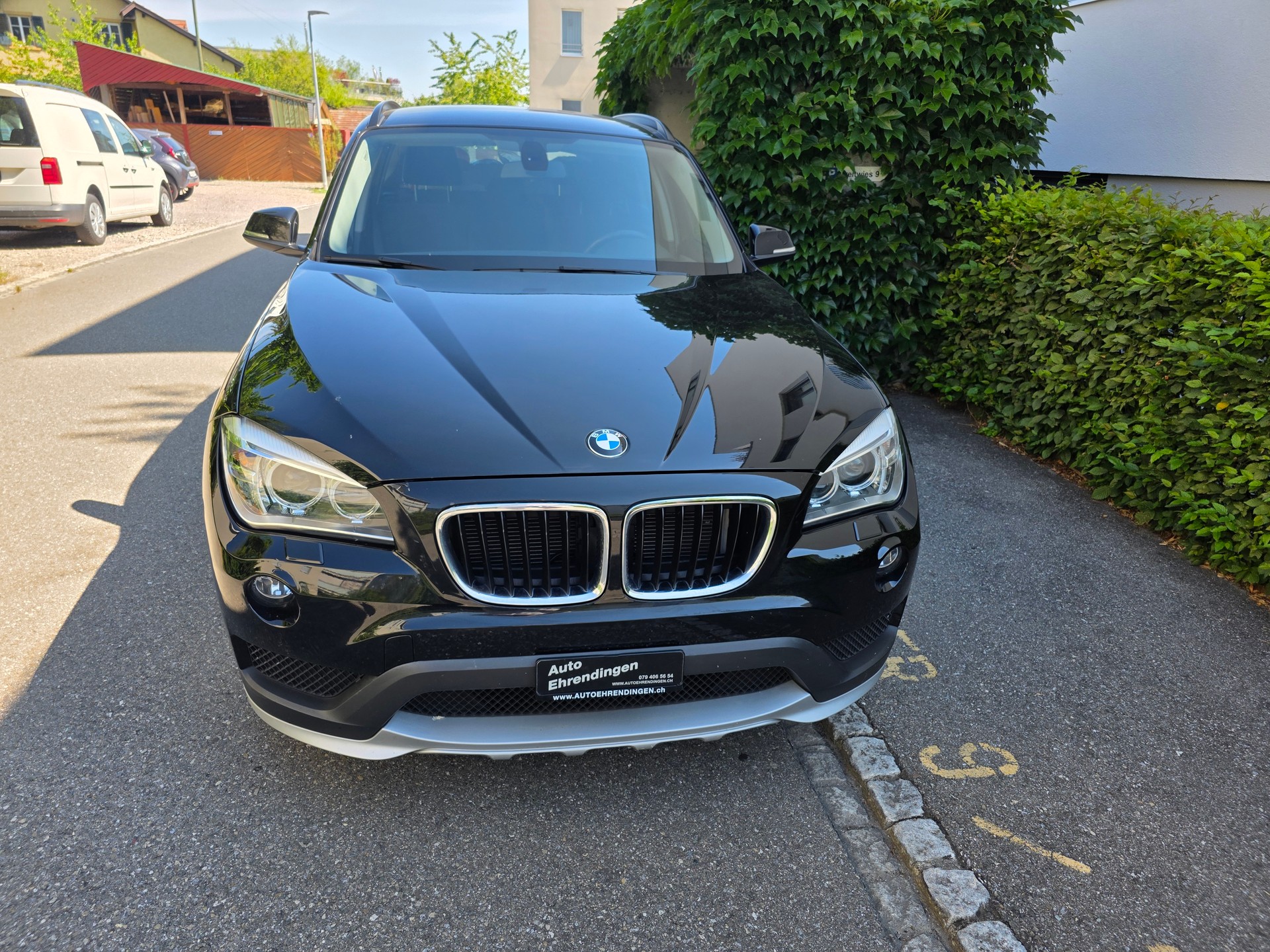 BMW X1 xDrive 18d-image-1