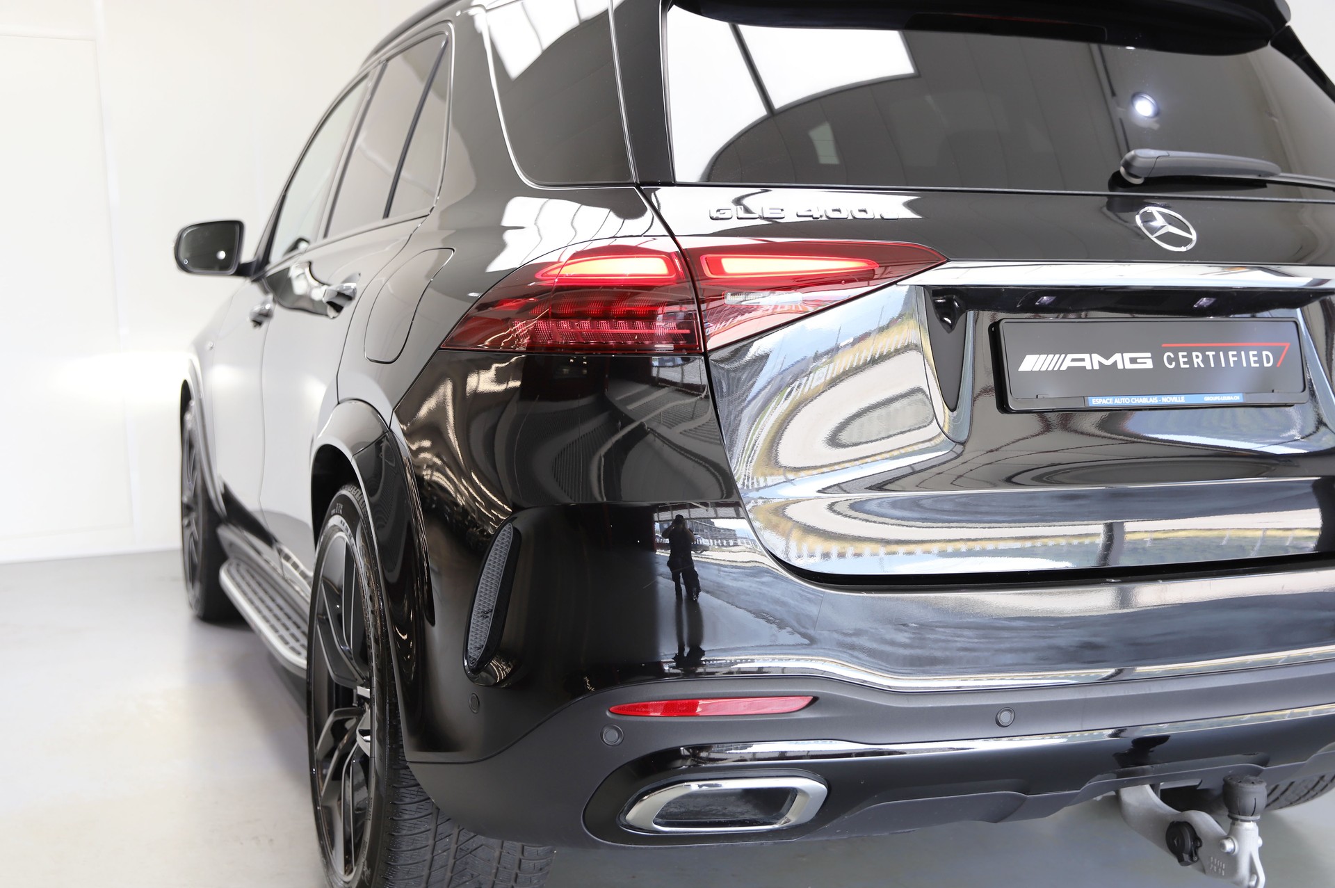 MERCEDES-BENZ GLE 400 e EQ Star 4Matic-showroom-element-3