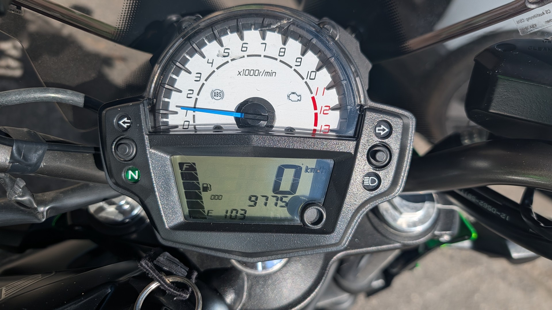 KAWASAKI ER-6 n ABS-image-2