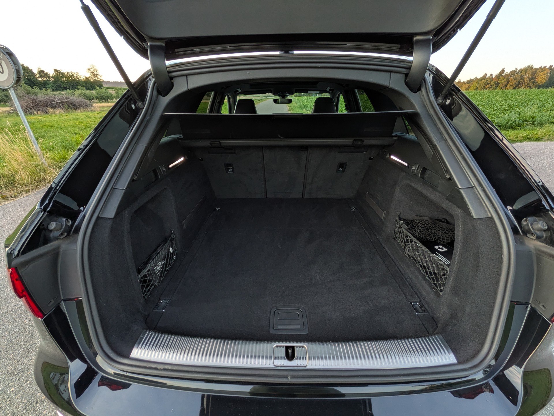 AUDI S4 Avant 3.0 TFSI quattro tiptronic-image-18