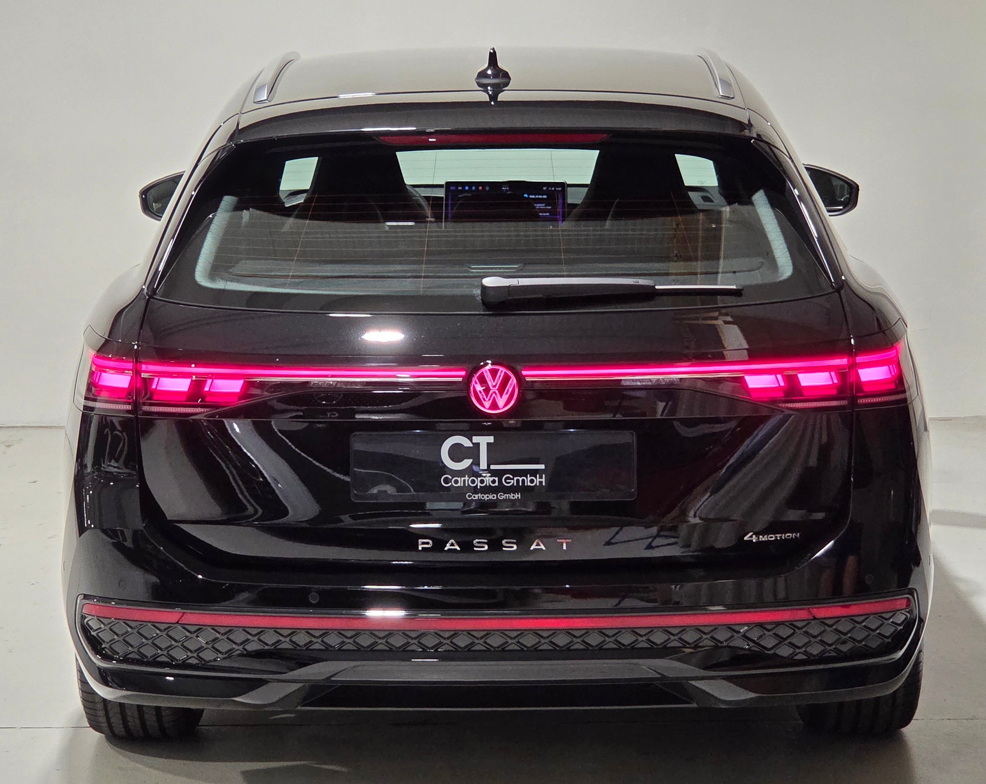 VW Passat Variant 2.0 TSI evo4 R-Line 4 Motion DSG-image-4