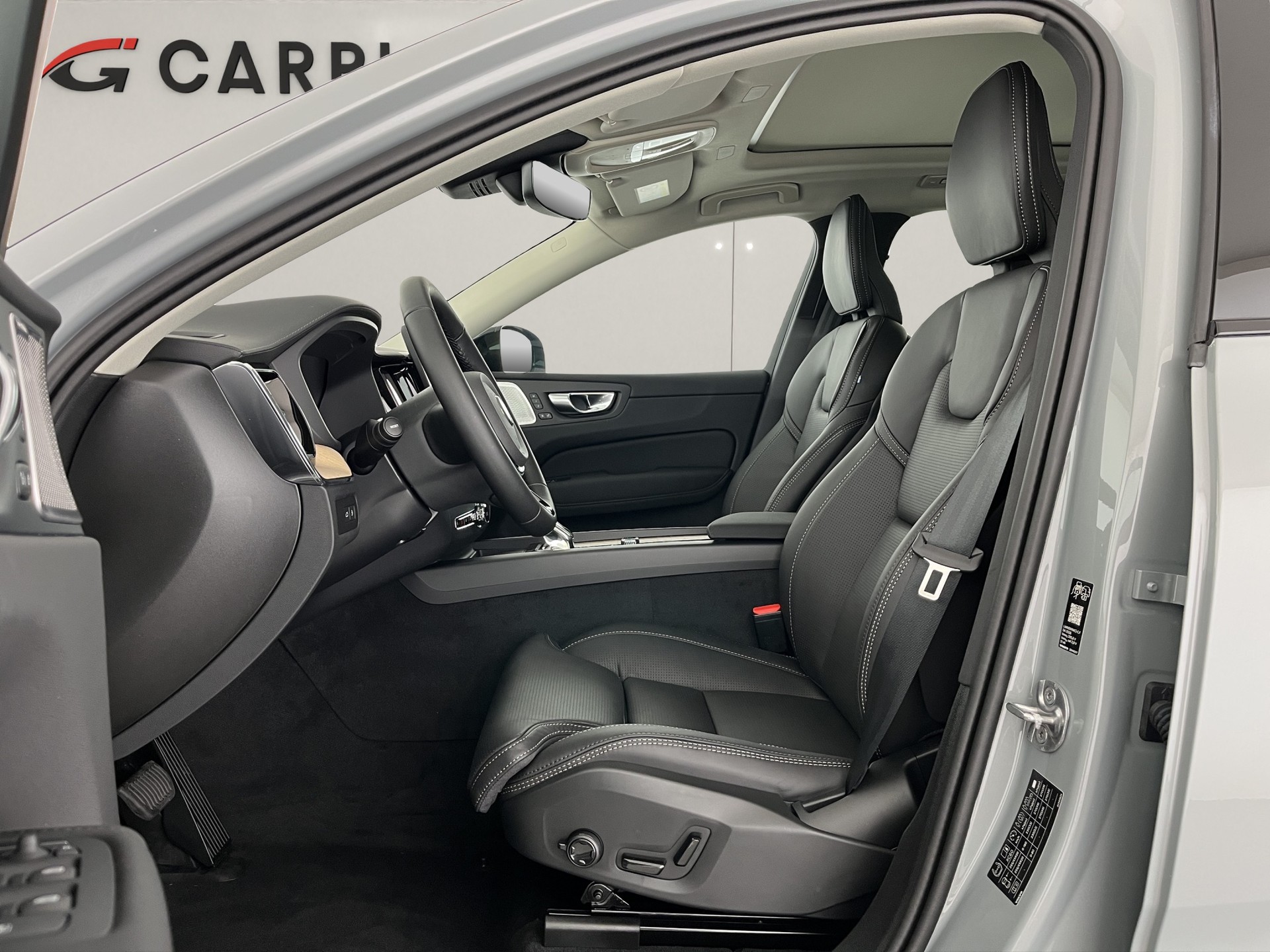 VOLVO XC60 2.0 T8 TE Ultra Dark eAWD-image-7