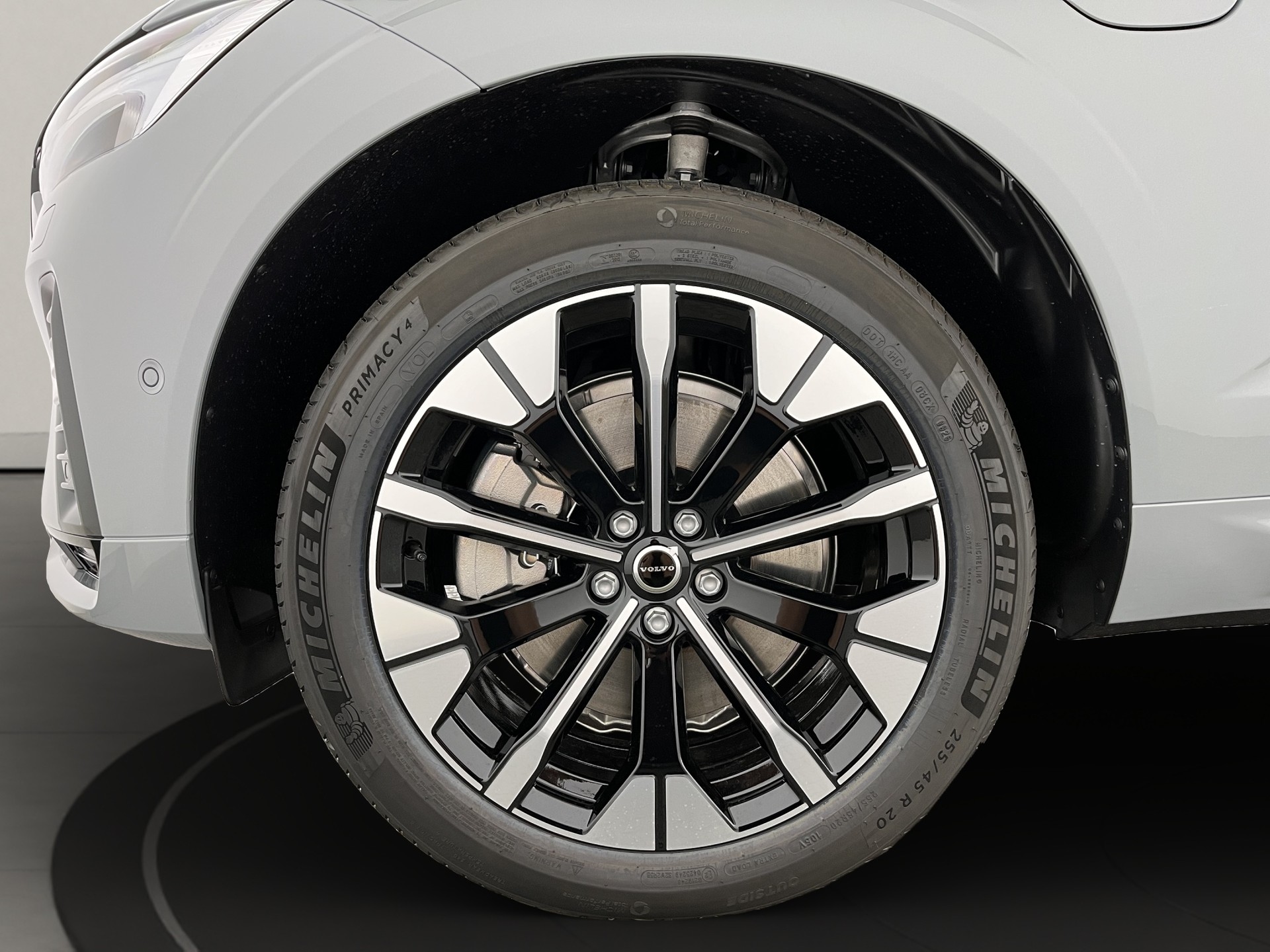VOLVO XC60 2.0 T8 TE Ultra Dark eAWD-image-6