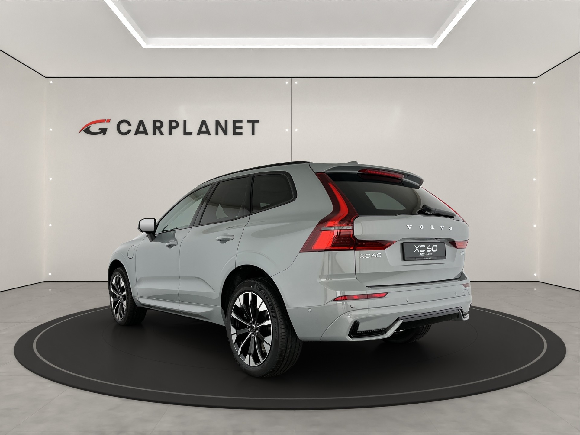 VOLVO XC60 2.0 T8 TE Ultra Dark eAWD-image-3