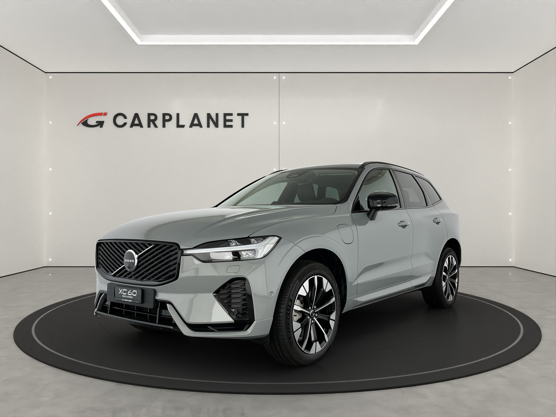 VOLVO XC60 2.0 T8 TE Ultra Dark eAWD-image-0