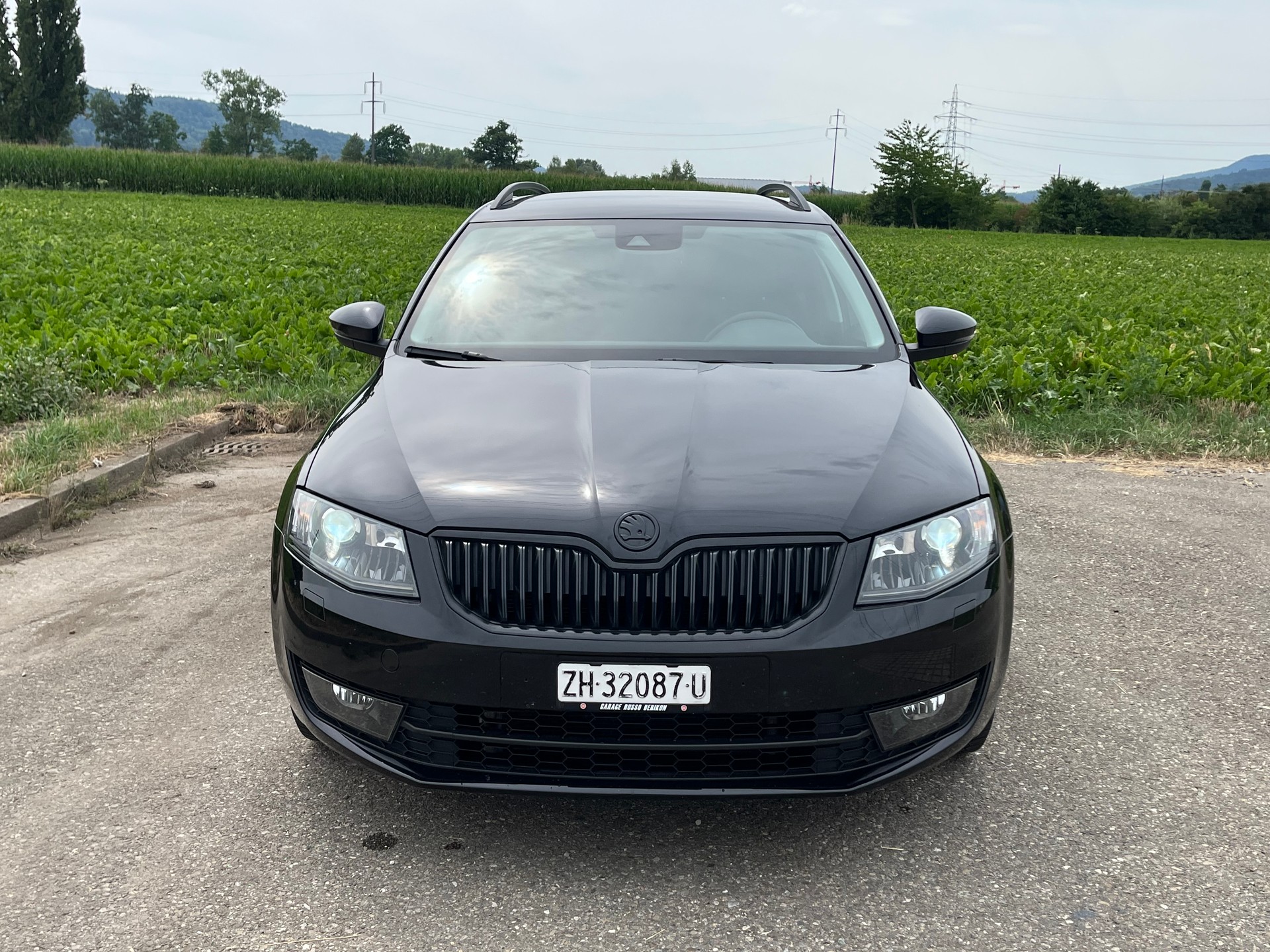 SKODA Octavia 2.0 TDI Swiss Edition-image-4