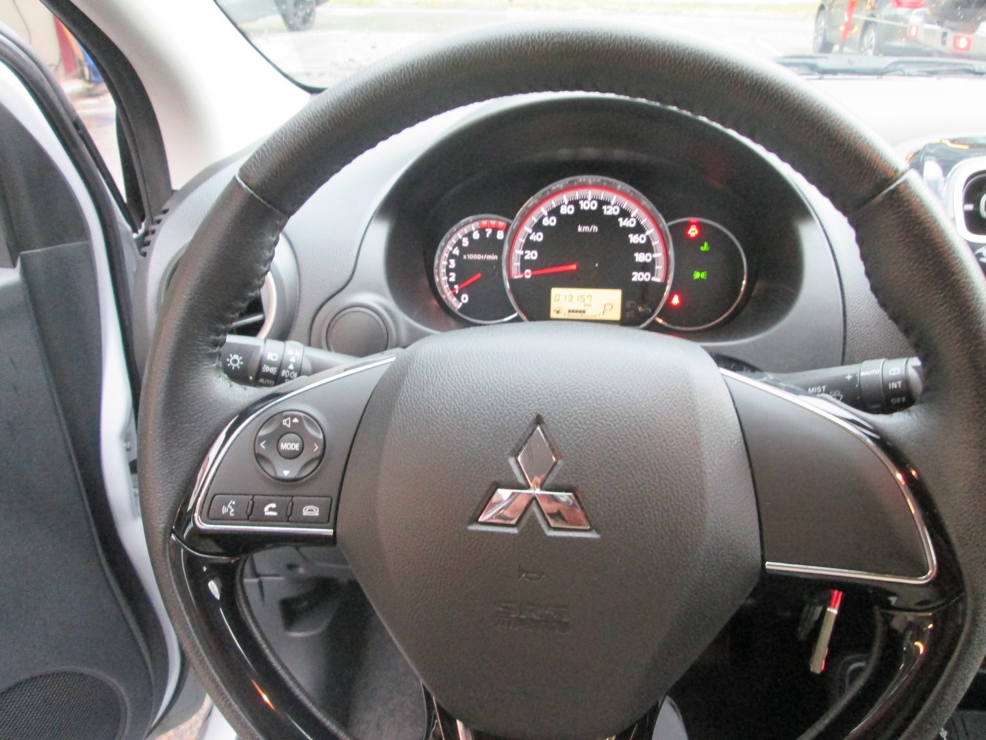 MITSUBISHI Space Star 1.2 CVT Inform-image-6