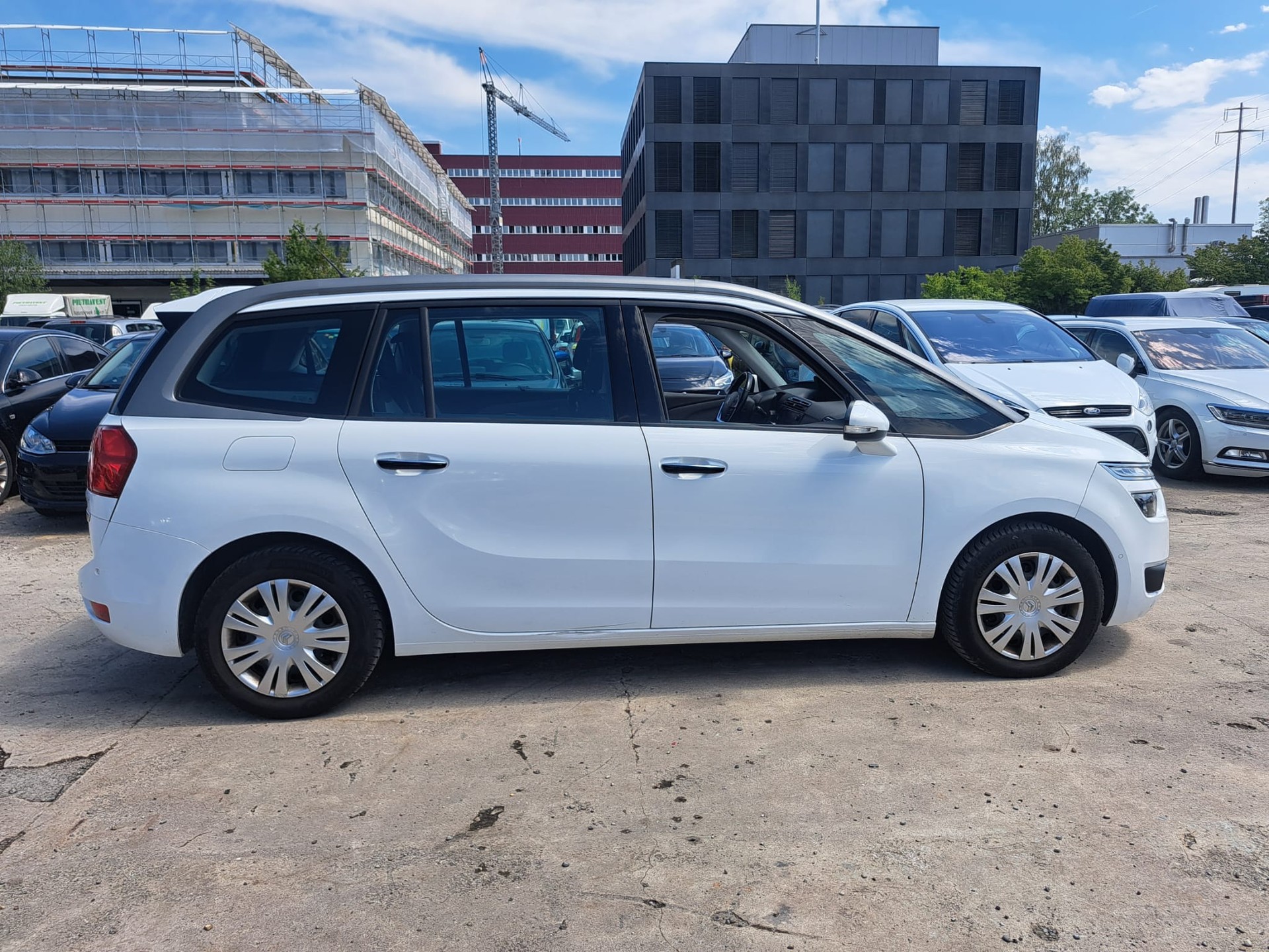 CITROEN Grand C4 Picasso 2.0 BlueHDi Exclusive-image-14