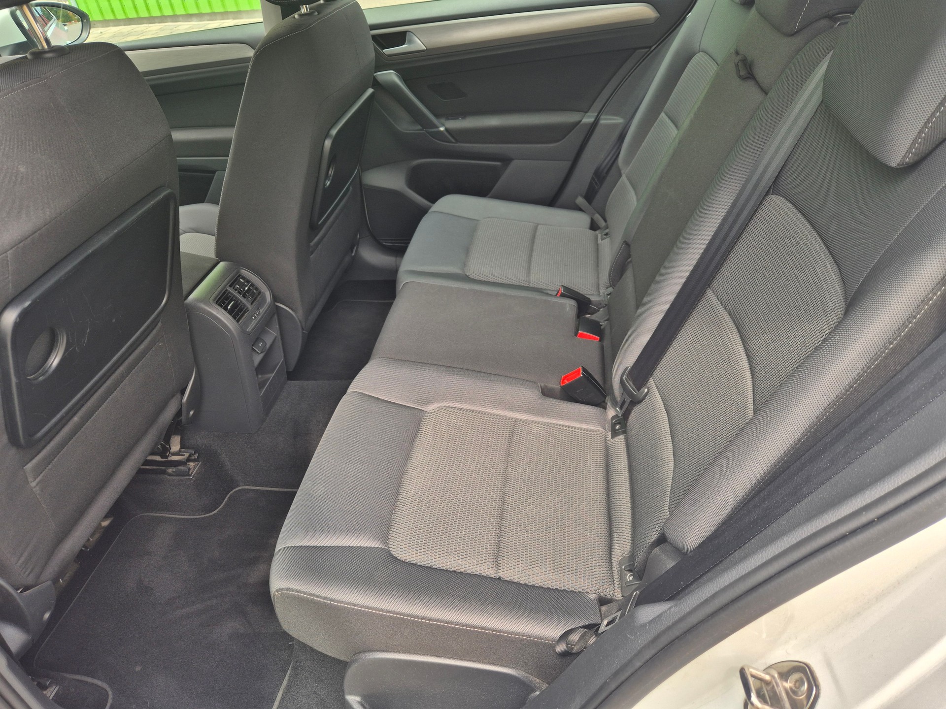 VW Golf Sportsvan 1.4 TSI Comfortline-image-9