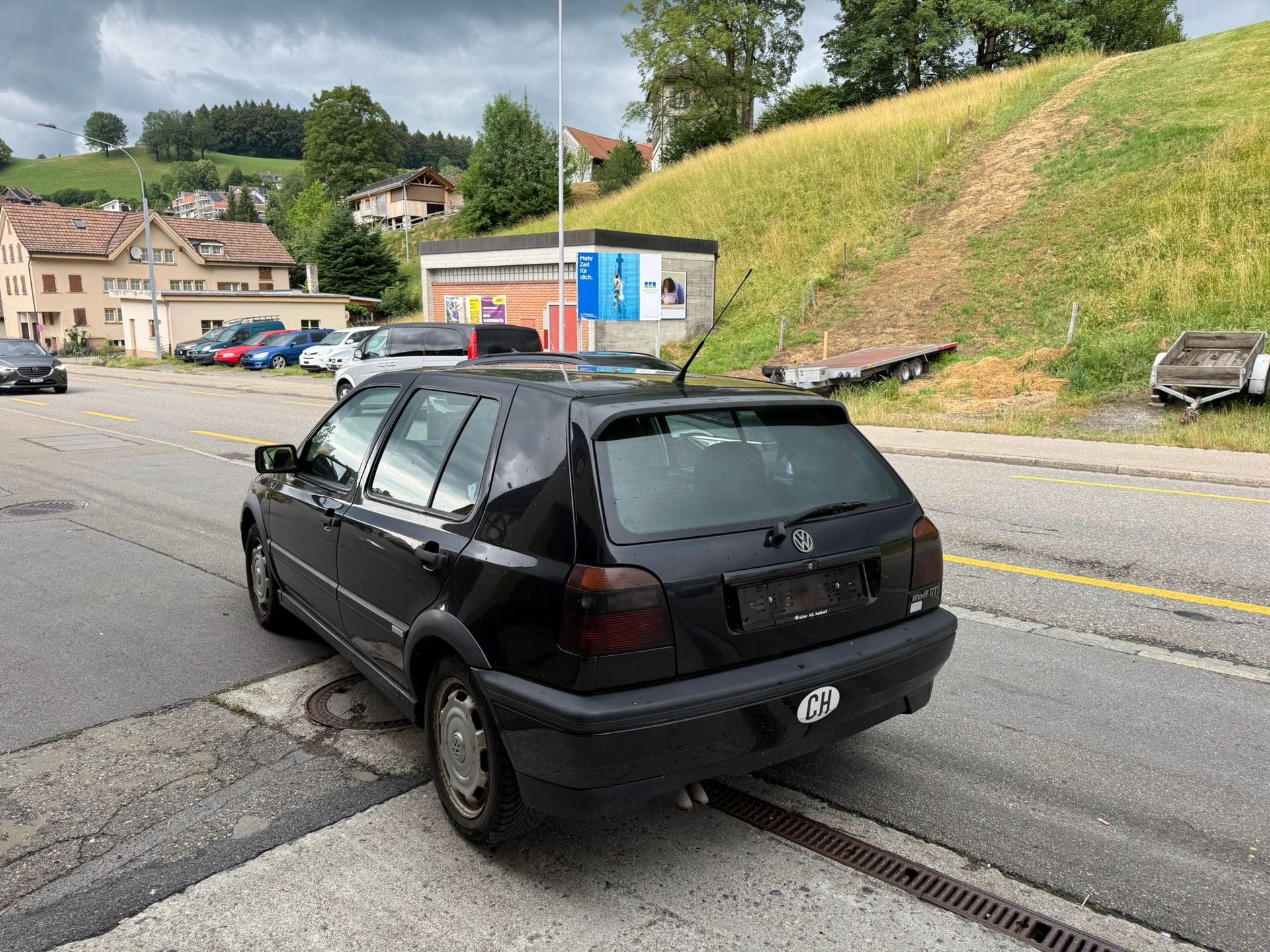 VW Golf 2000 GTI-image-3