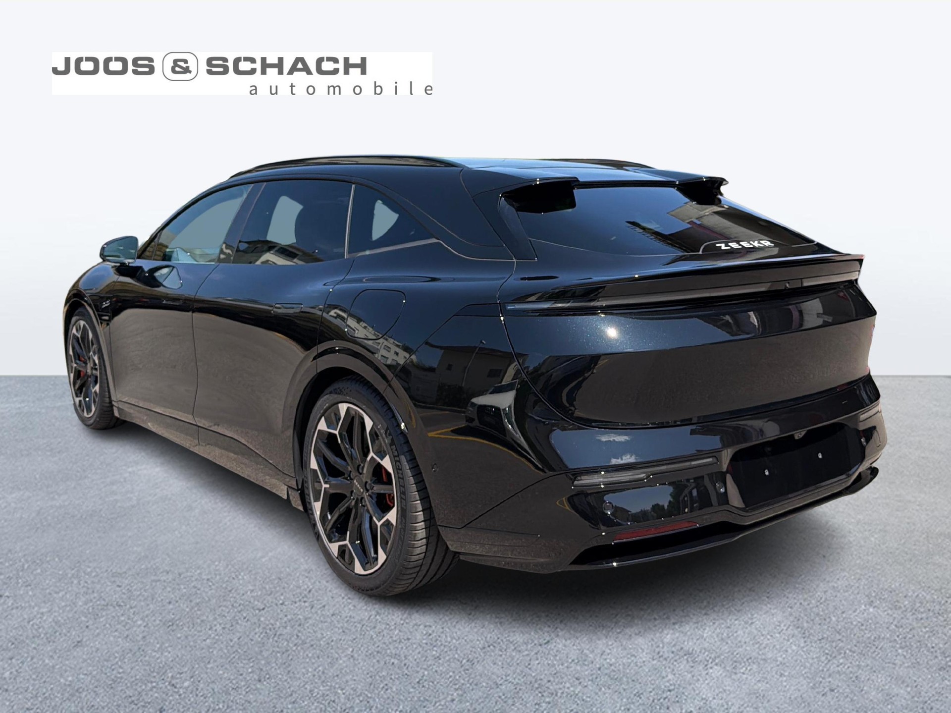 ZEEKR 7GT Privilege AWD-image-2