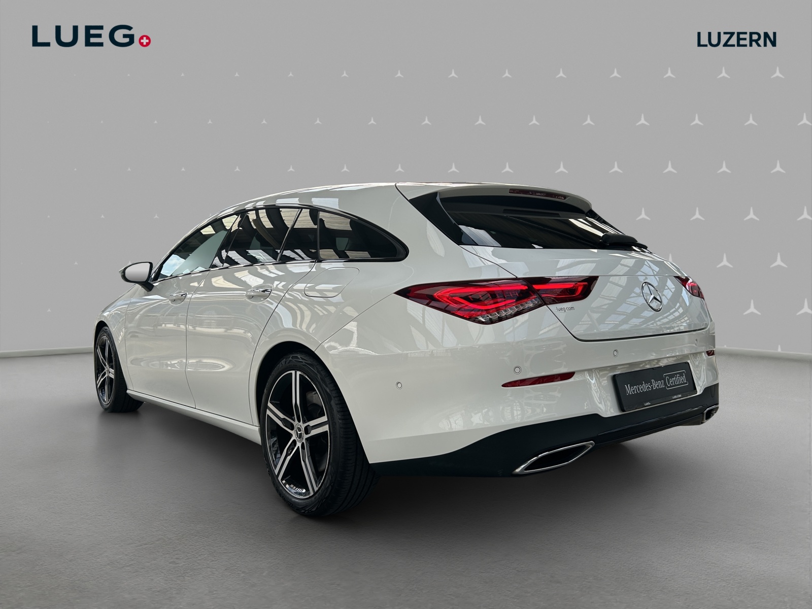 MERCEDES-BENZ CLA Shooting Brake 250 4Matic 7G-DCT Progressive-image-2