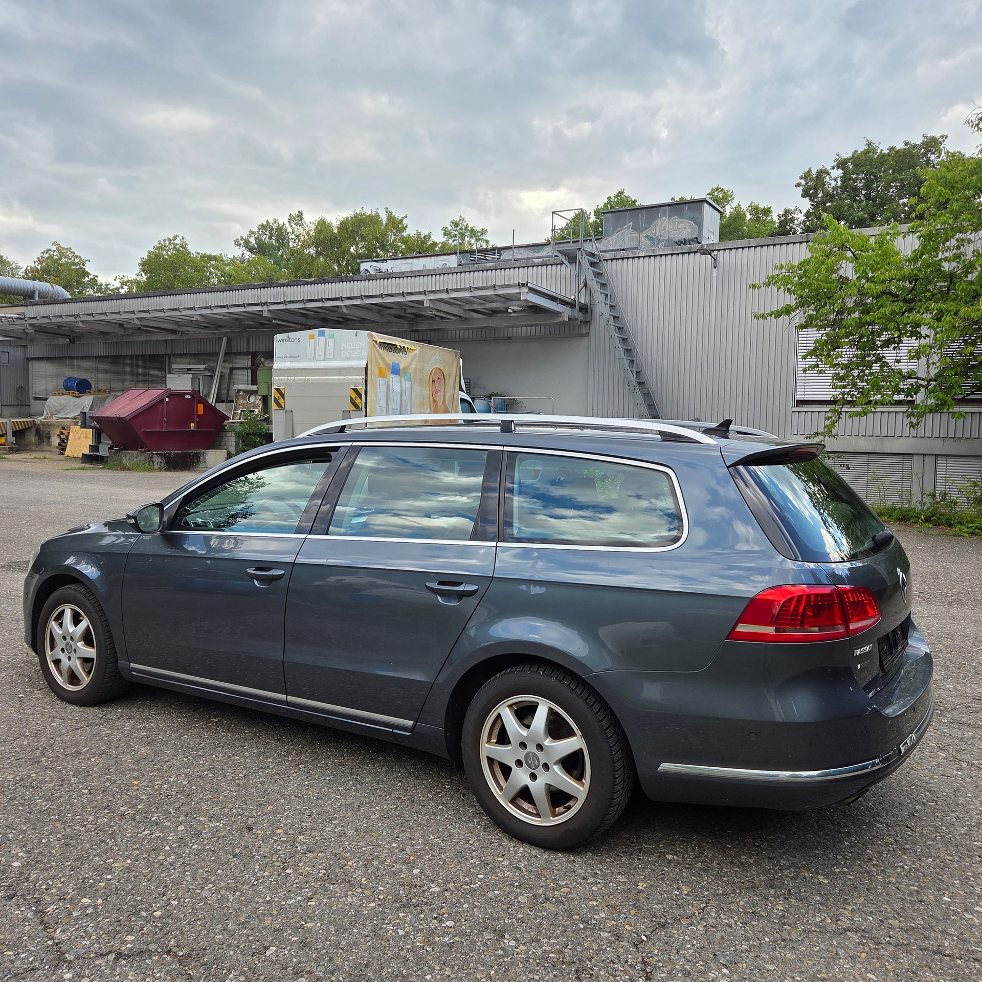 VW Passat Variant 2.0 TDI BMT Highline 4MDSG-image-3