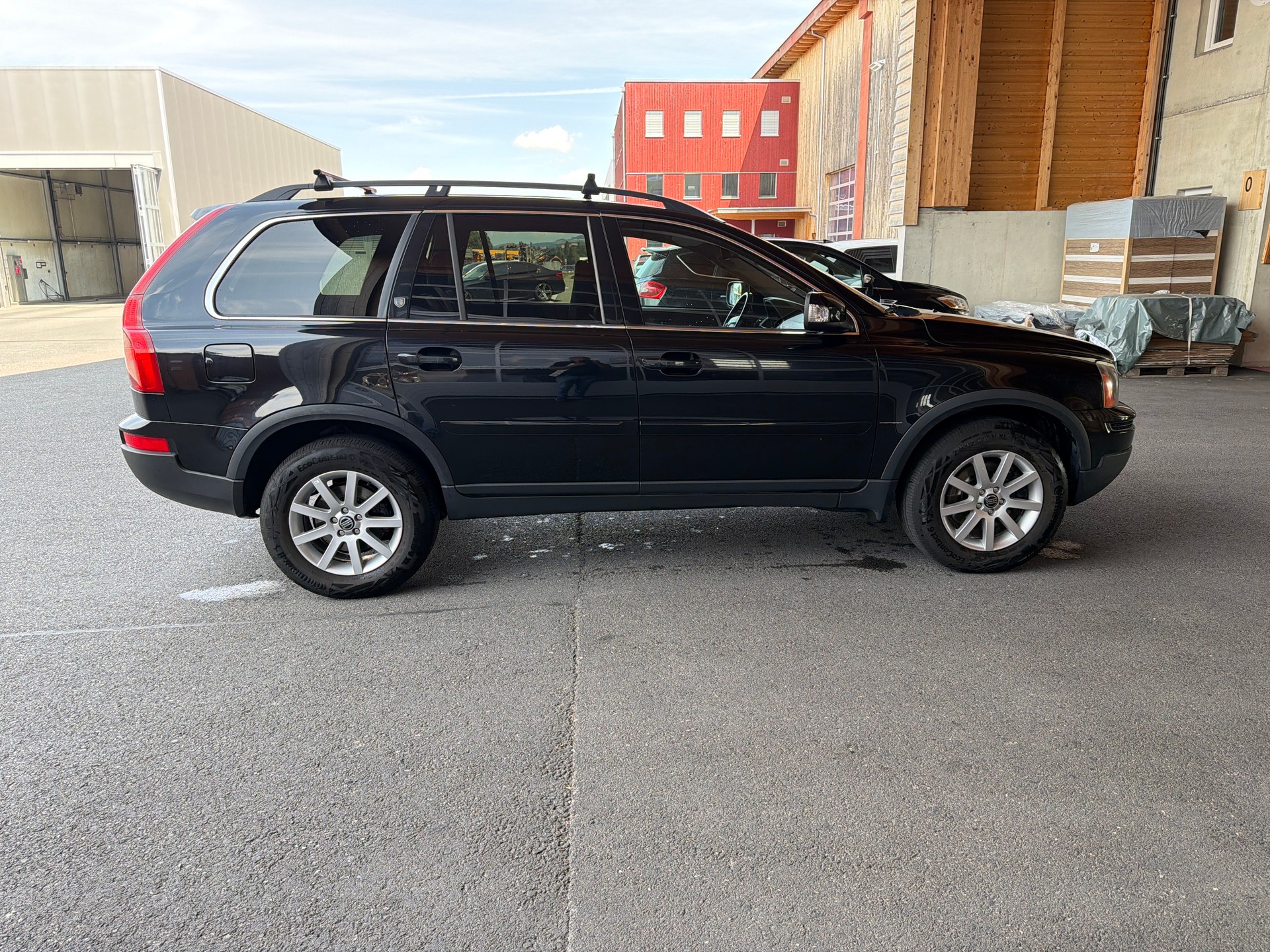 VOLVO XC90 D5 AWD Momentum-image-5