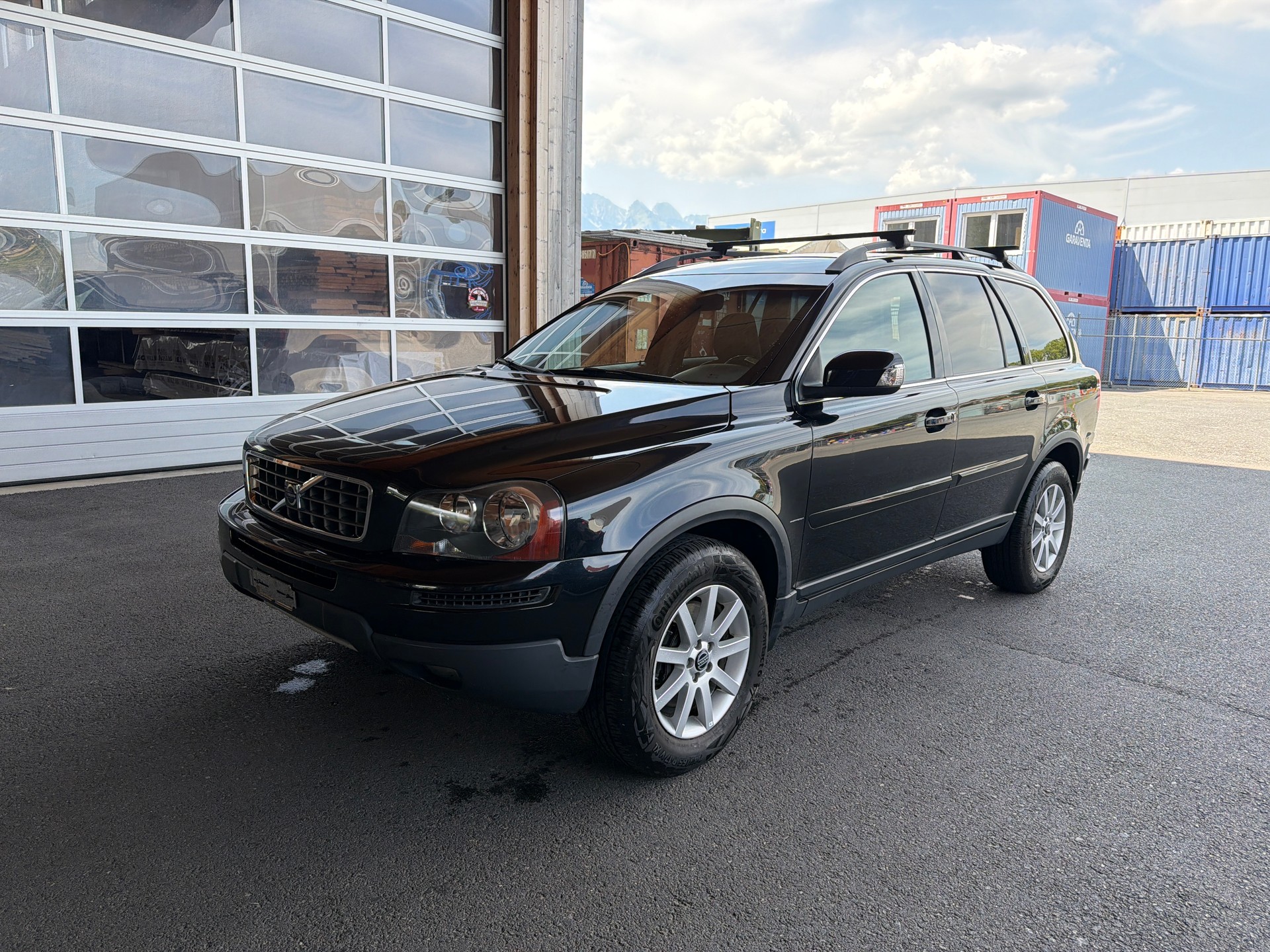 VOLVO XC90 D5 AWD Momentum-image-0