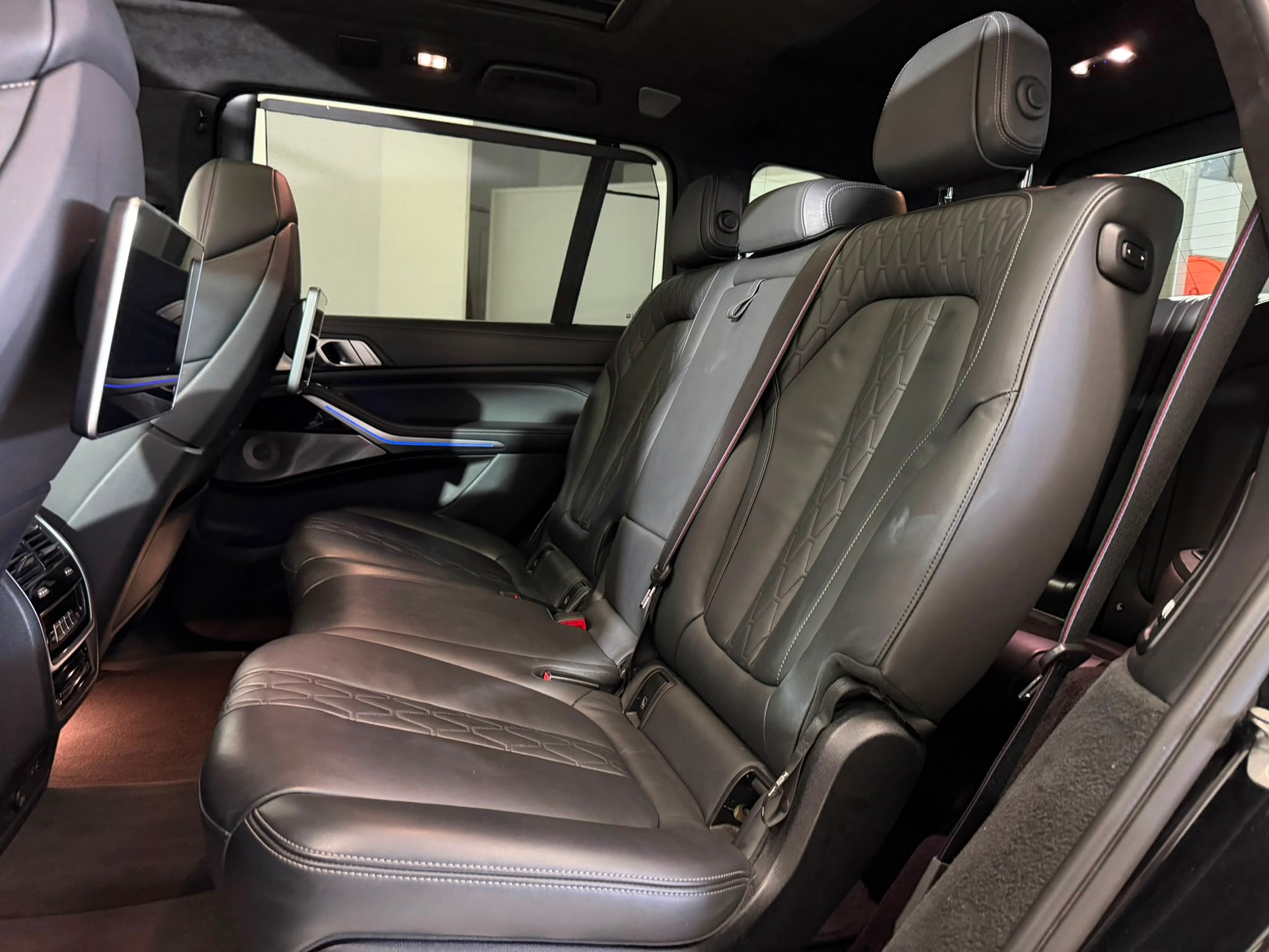 BMW X7 xDrive M50i Steptronic-image-7