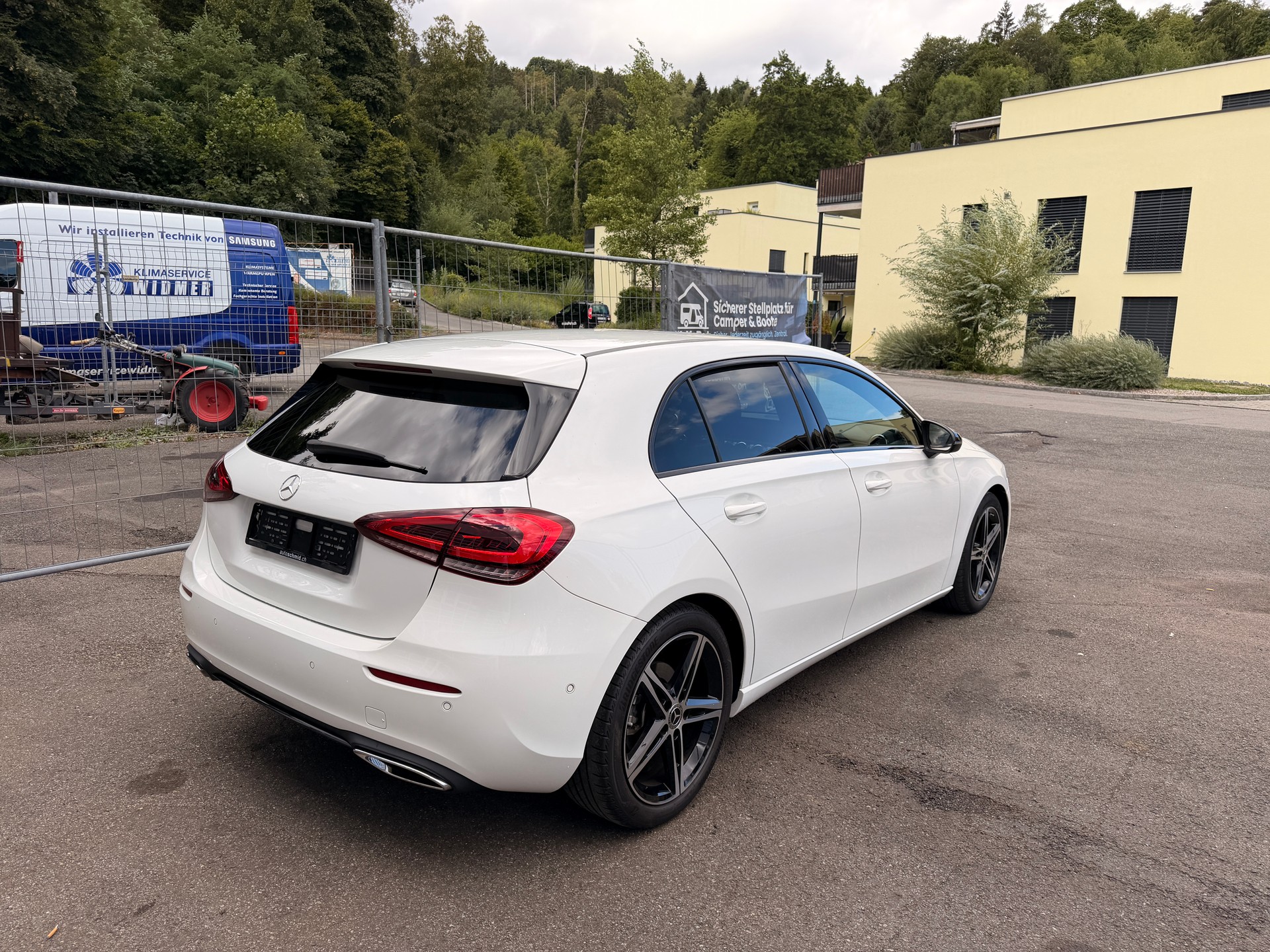 MERCEDES-BENZ A 180 Night Star 7G-DCT-image-4