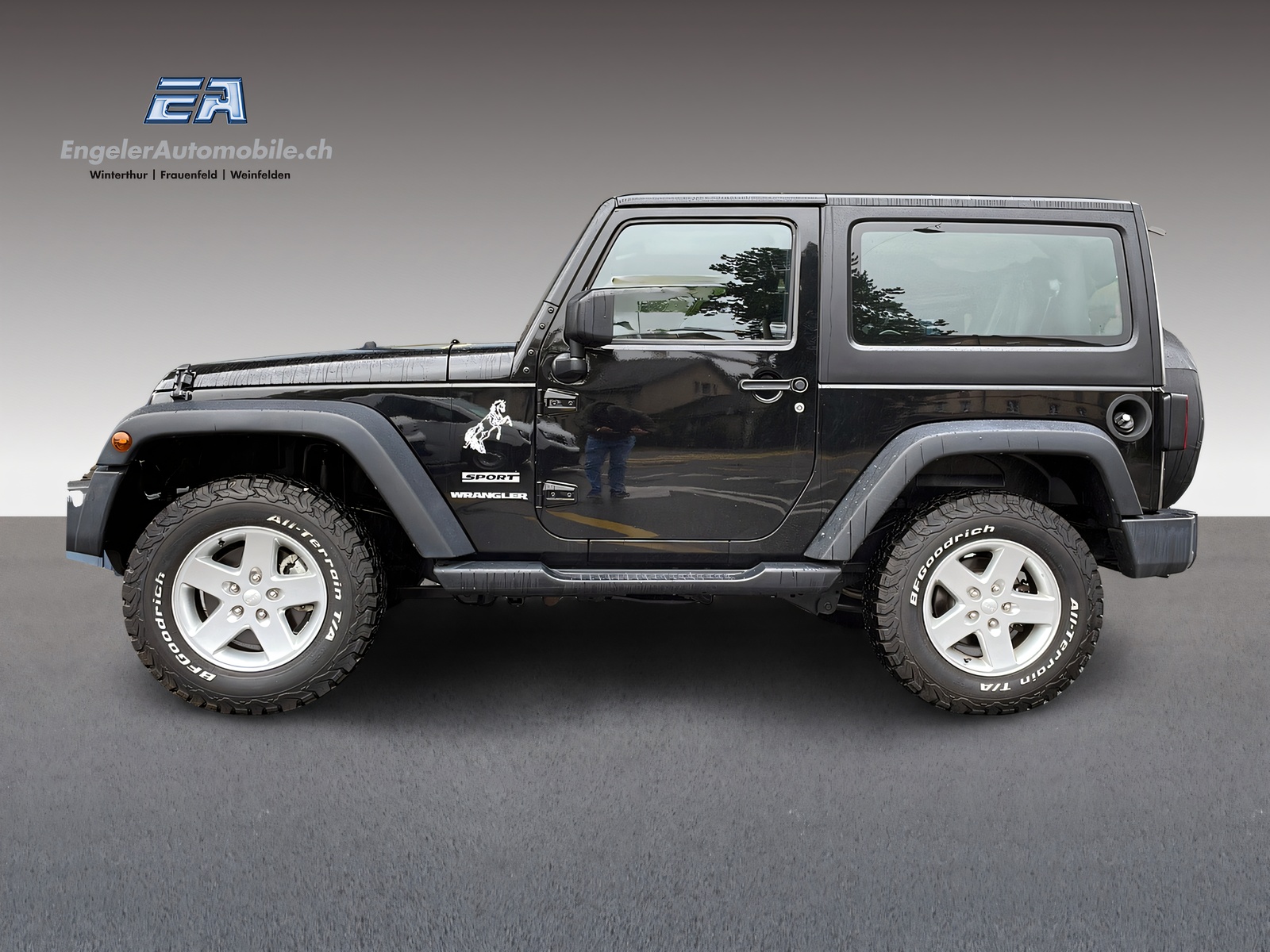 JEEP Wrangler 2.8 CRD Sport-image-2