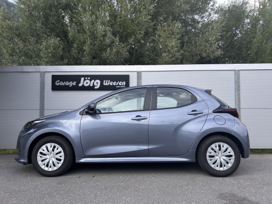 TOYOTA Yaris 1.5 Comfort e-CVT-image-2