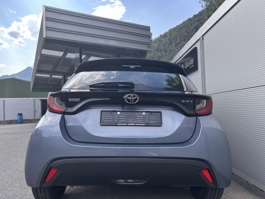 TOYOTA Yaris 1.5 Comfort e-CVT-image-4