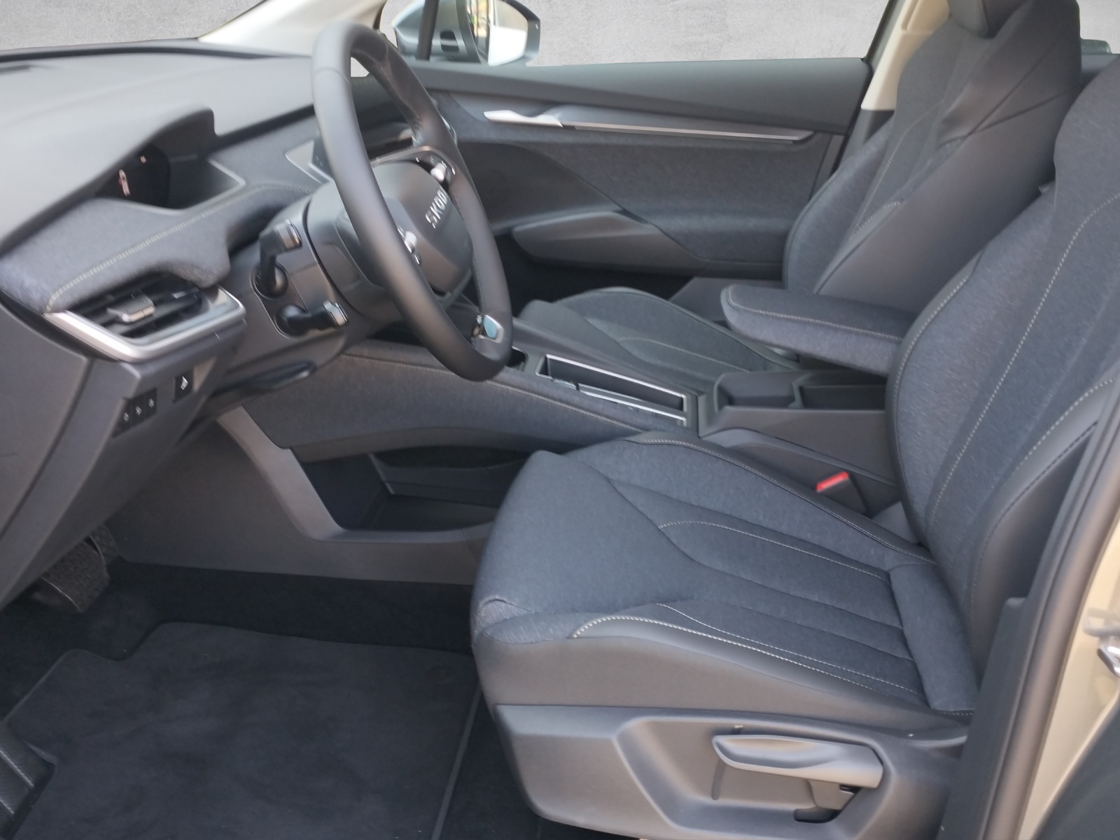 SKODA Elroq 85 Selection-image-6