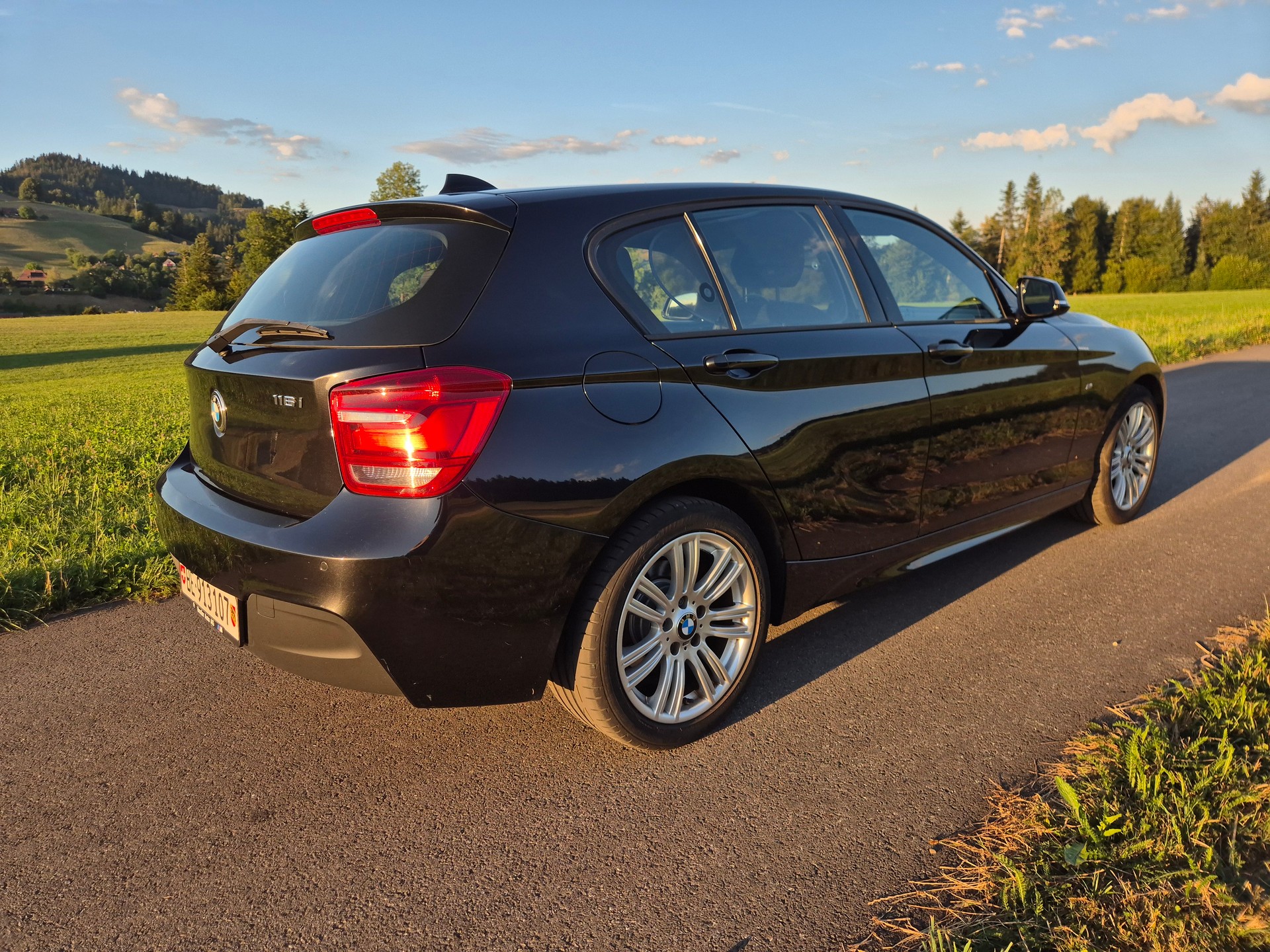 BMW 116i-image-5