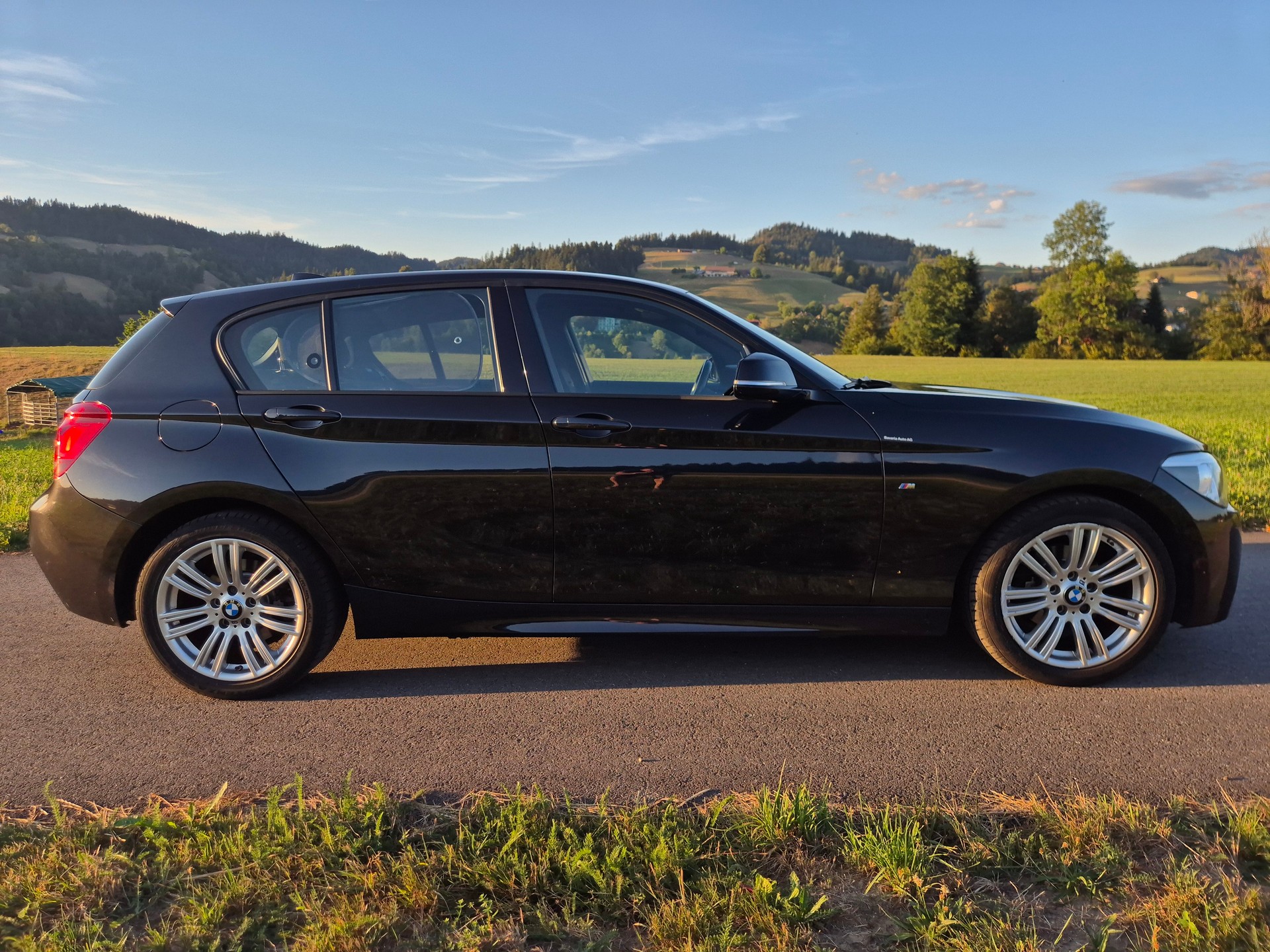 BMW 116i-image-0