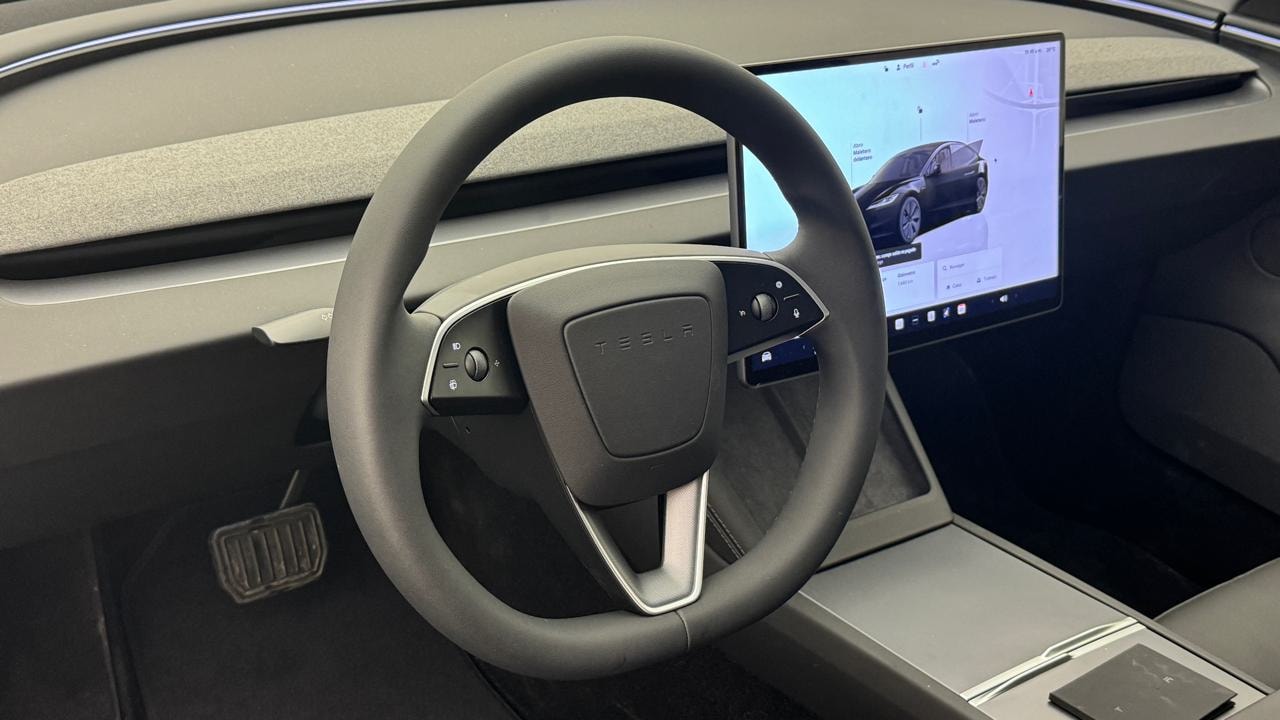 TESLA Model 3 Long Range Dual Motor AWD-image-6