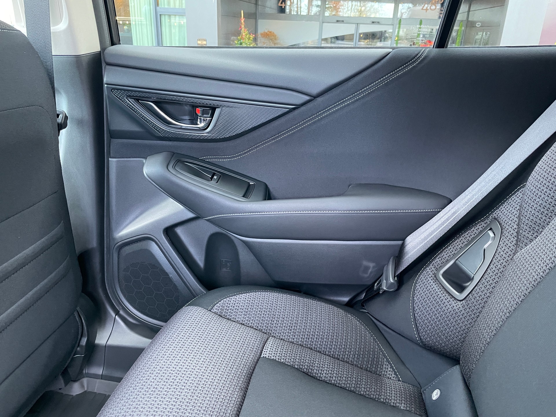 SUBARU Outback 2.5i Advantage AWD Lineartronic-image-15