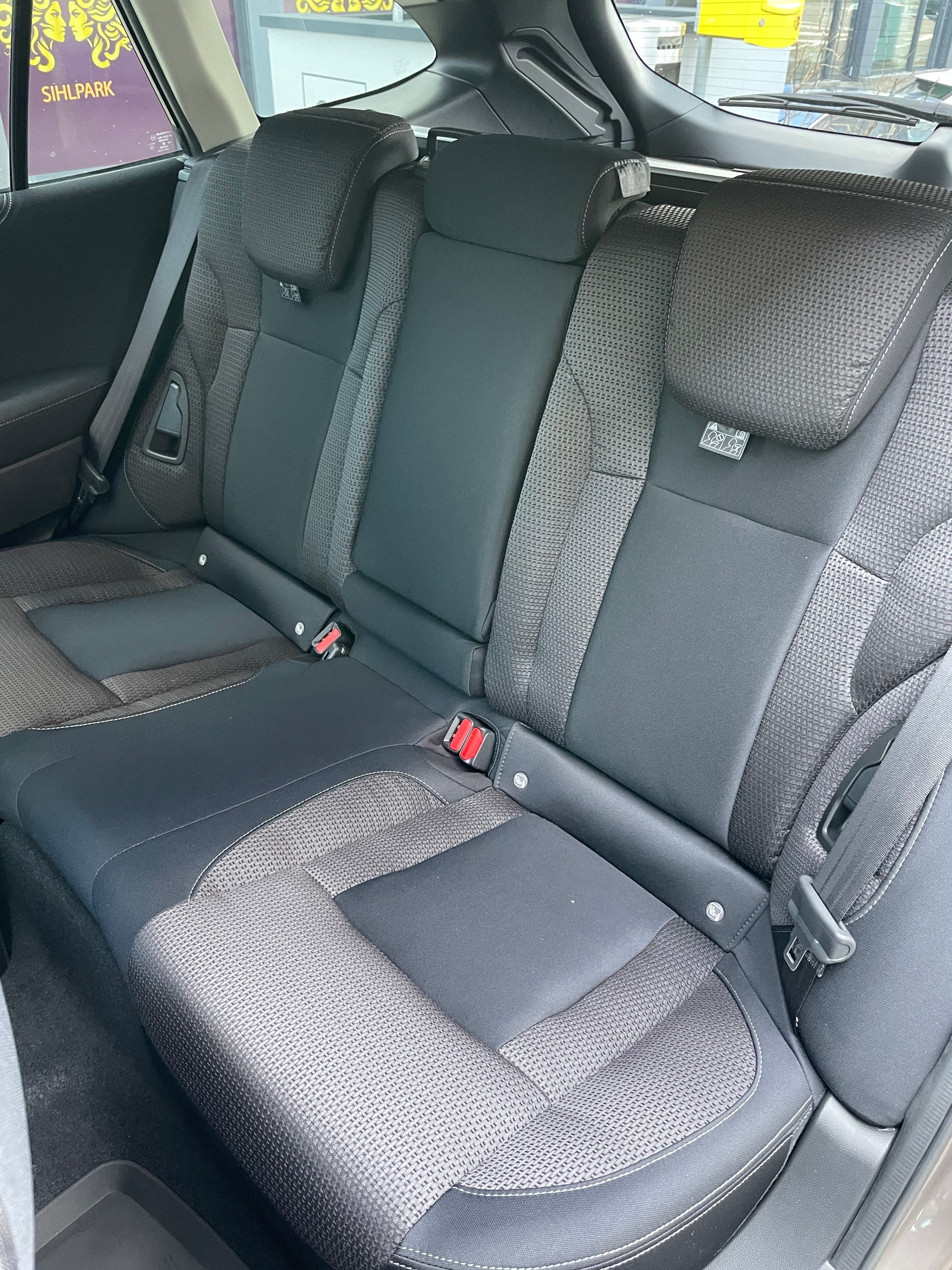 SUBARU Outback 2.5i Advantage AWD Lineartronic-image-13